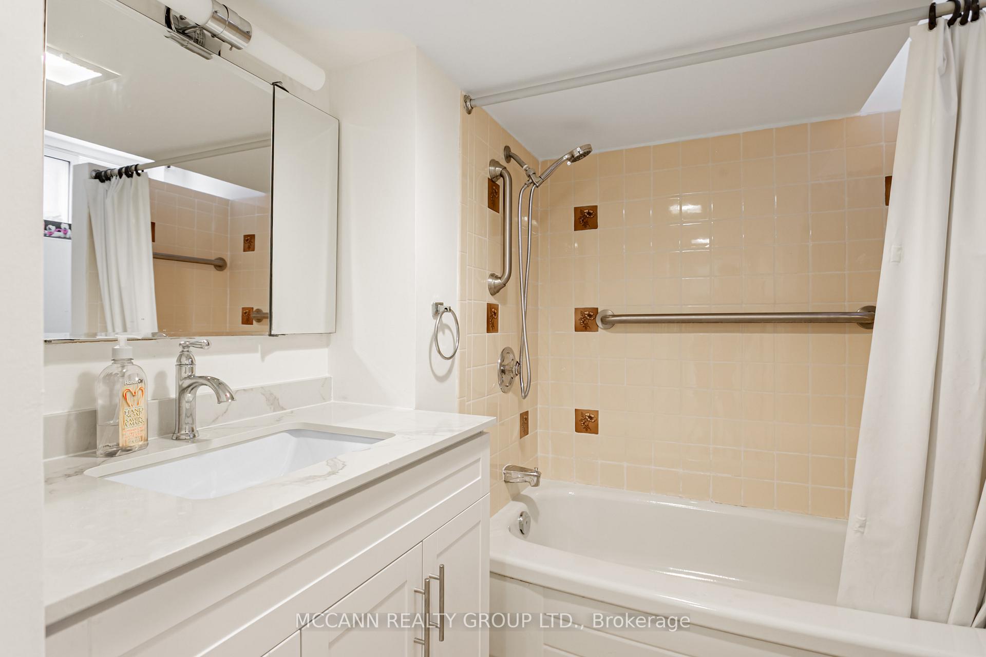 Photo 37 of 52 Thursfield Crescent, Toronto, Leaside — HOMEH