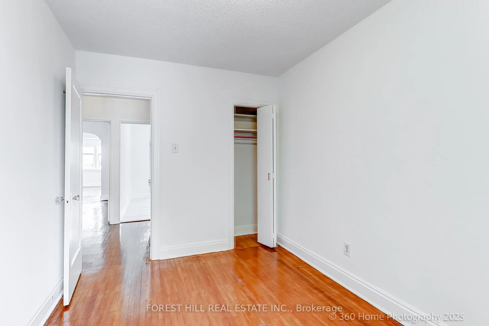 Photo 14 of 192 Roe Avenue, Toronto, Bedford Park-Nortown — HOMEH