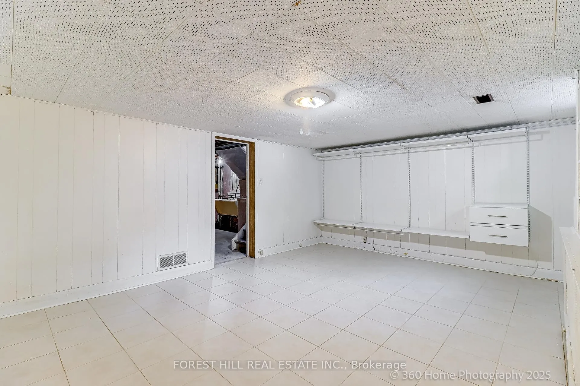 Photo 17 of 192 Roe Avenue, Toronto, Bedford Park-Nortown — HOMEH