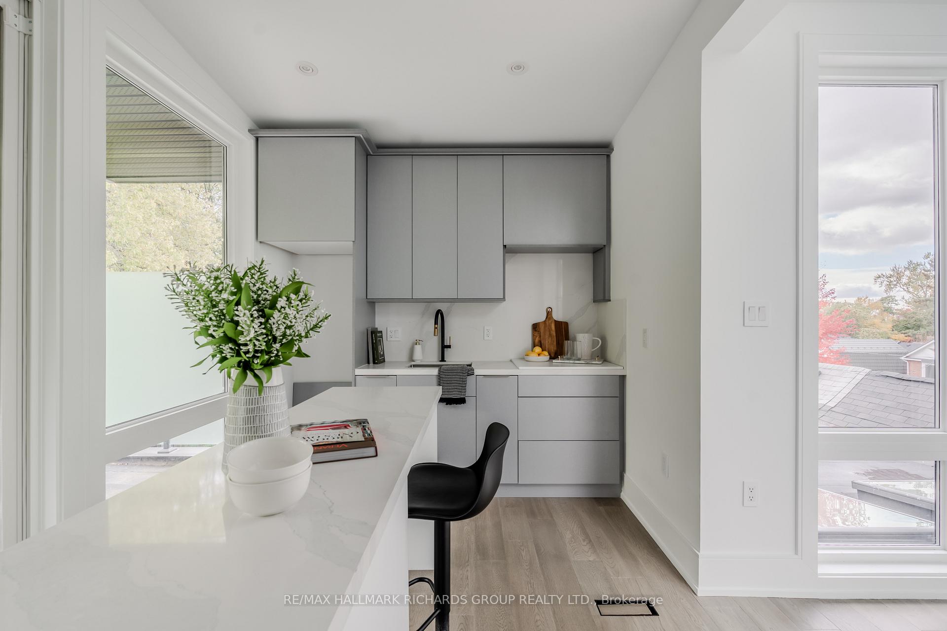 Photo 26 of 19 Devon Road, Toronto, East End-Danforth — HOMEH
