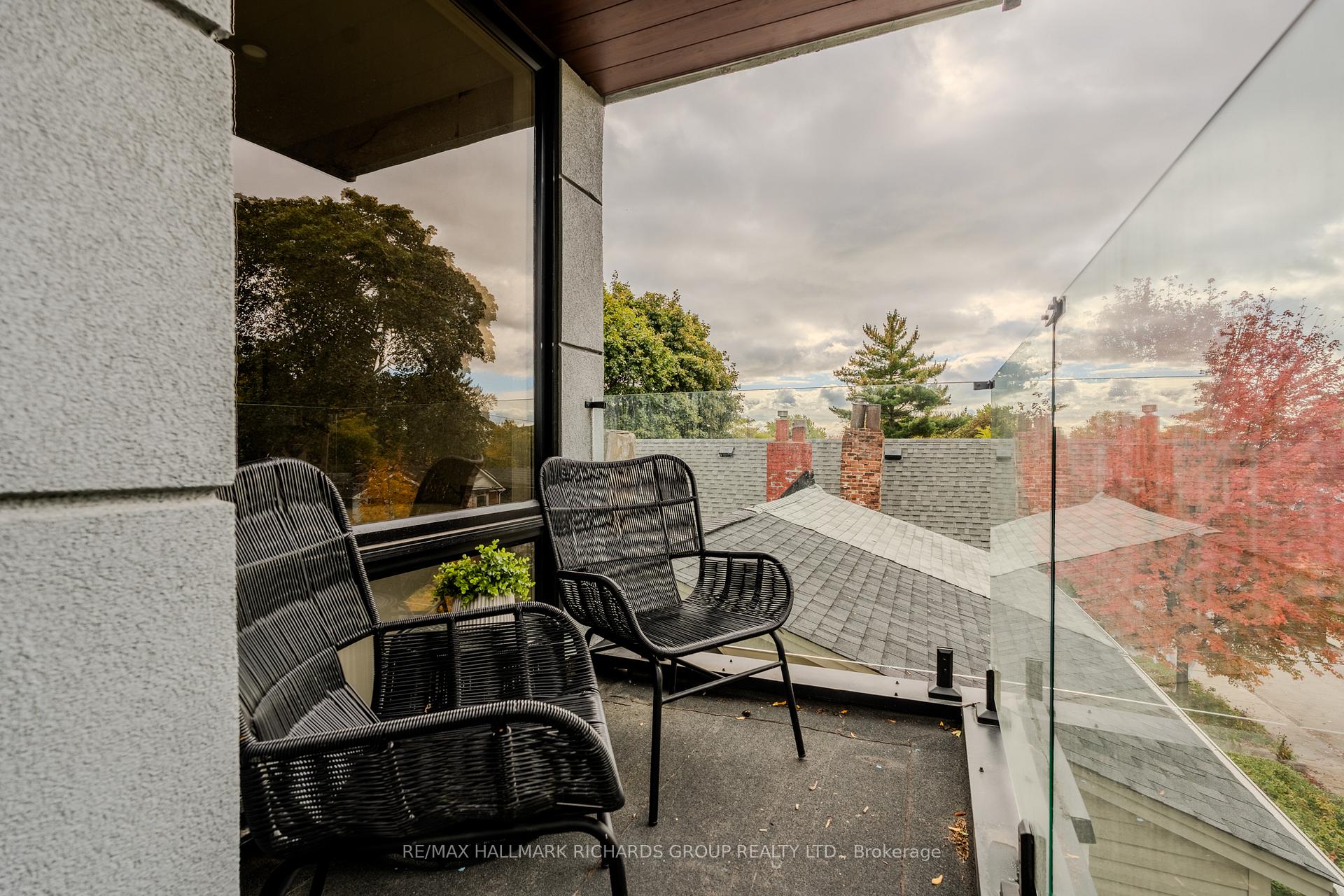 Photo 29 of 19 Devon Road, Toronto, East End-Danforth — HOMEH
