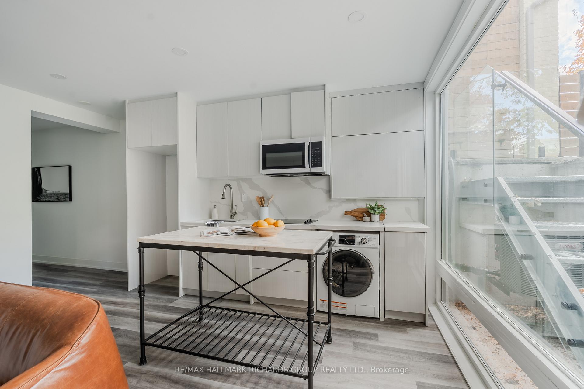 Photo 32 of 19 Devon Road, Toronto, East End-Danforth — HOMEH