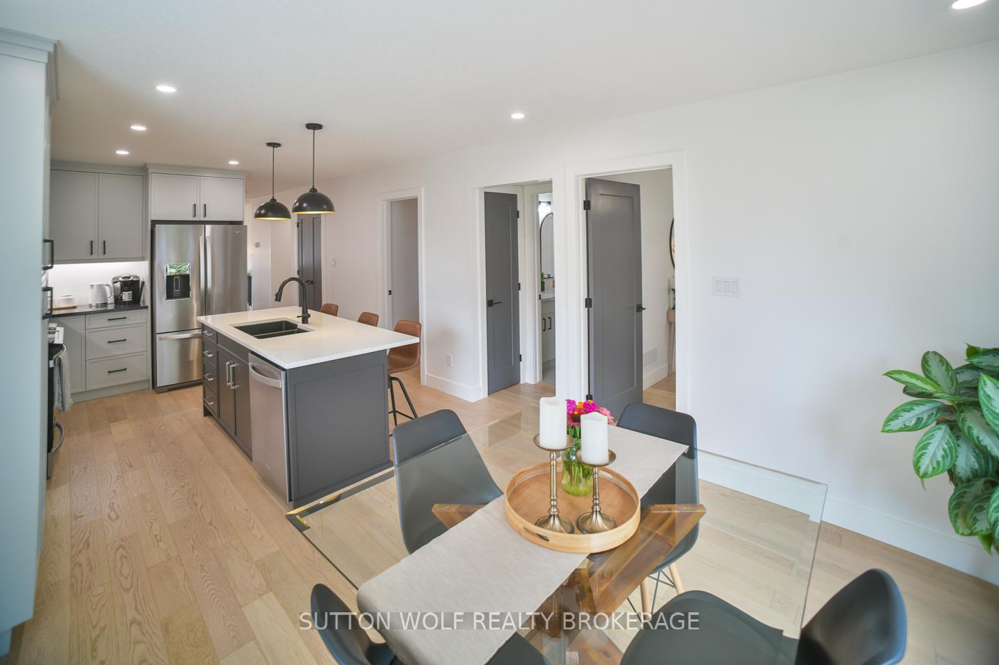 Photo 12 of 52 Metcalfe Street E, Strathroy-Caradoc, SE — HOMEH