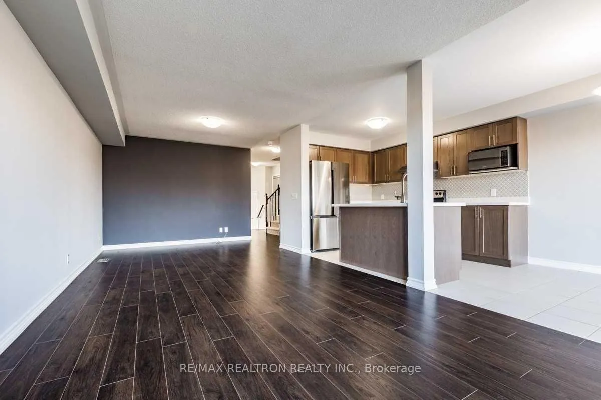 Photo 5 of 104 Symington Avenue, Oshawa, Windfields — HOMEH