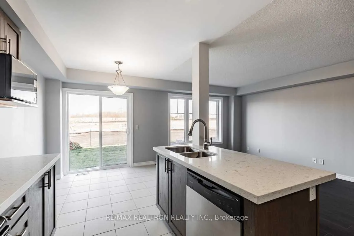 Photo 9 of 104 Symington Avenue, Oshawa, Windfields — HOMEH