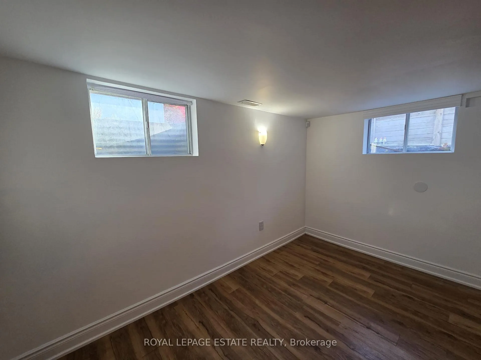 Photo 3 of Unit Lower, 19 Orley Avenue, Toronto, Woodbine-Lumsden — HOMEH