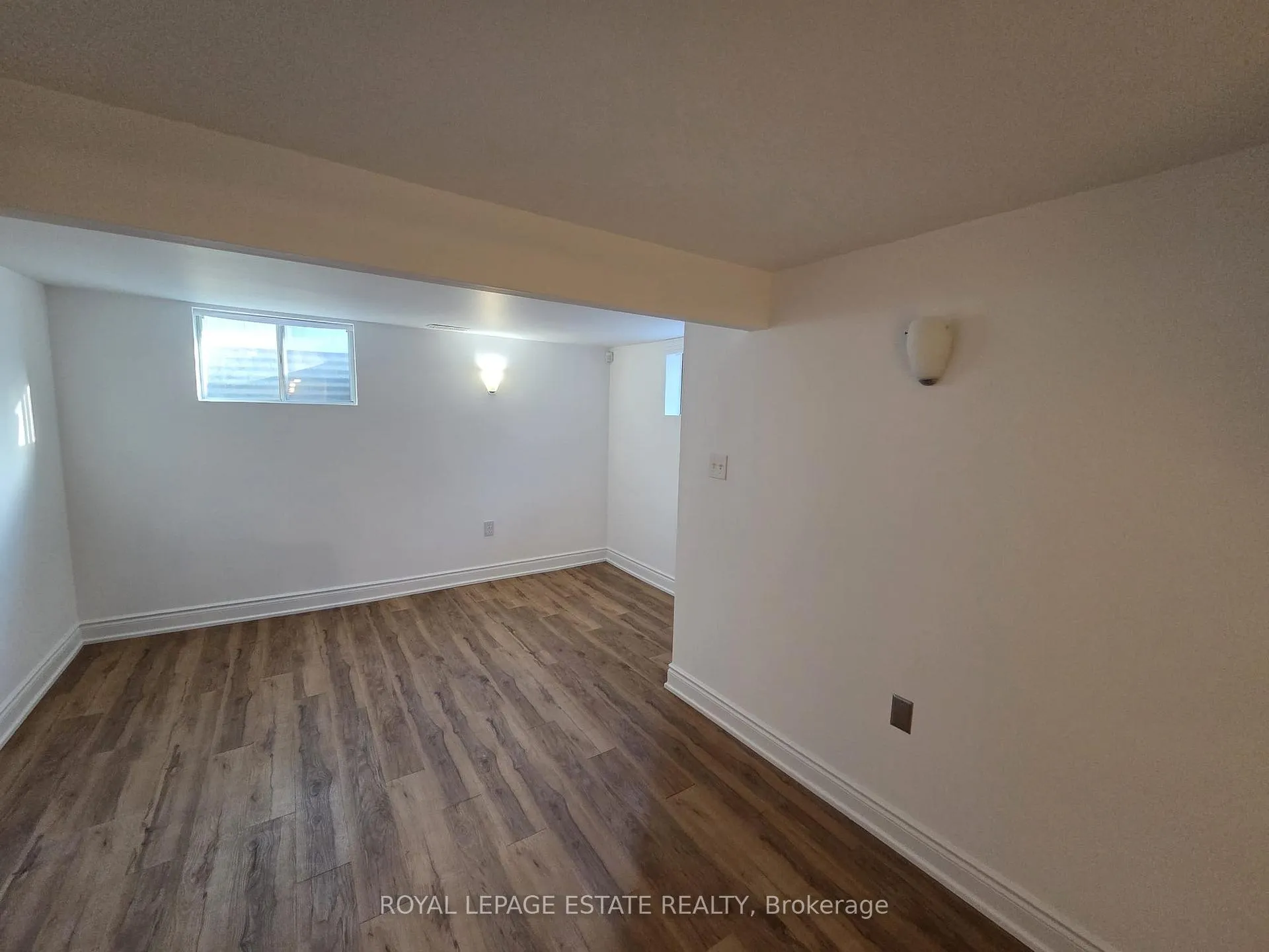 Photo 4 of Unit Lower, 19 Orley Avenue, Toronto, Woodbine-Lumsden — HOMEH