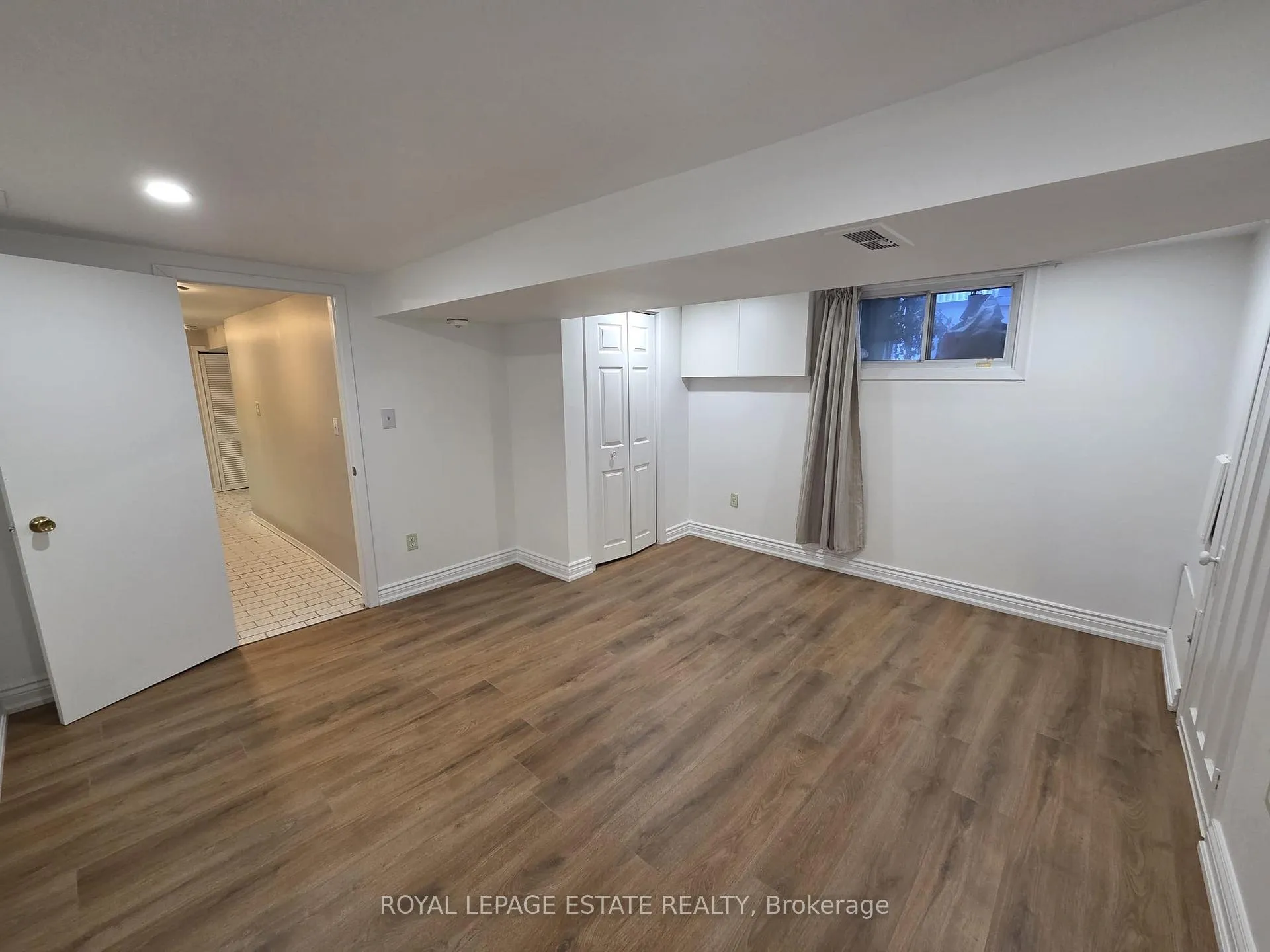 Photo 12 of Unit Lower, 19 Orley Avenue, Toronto, Woodbine-Lumsden — HOMEH