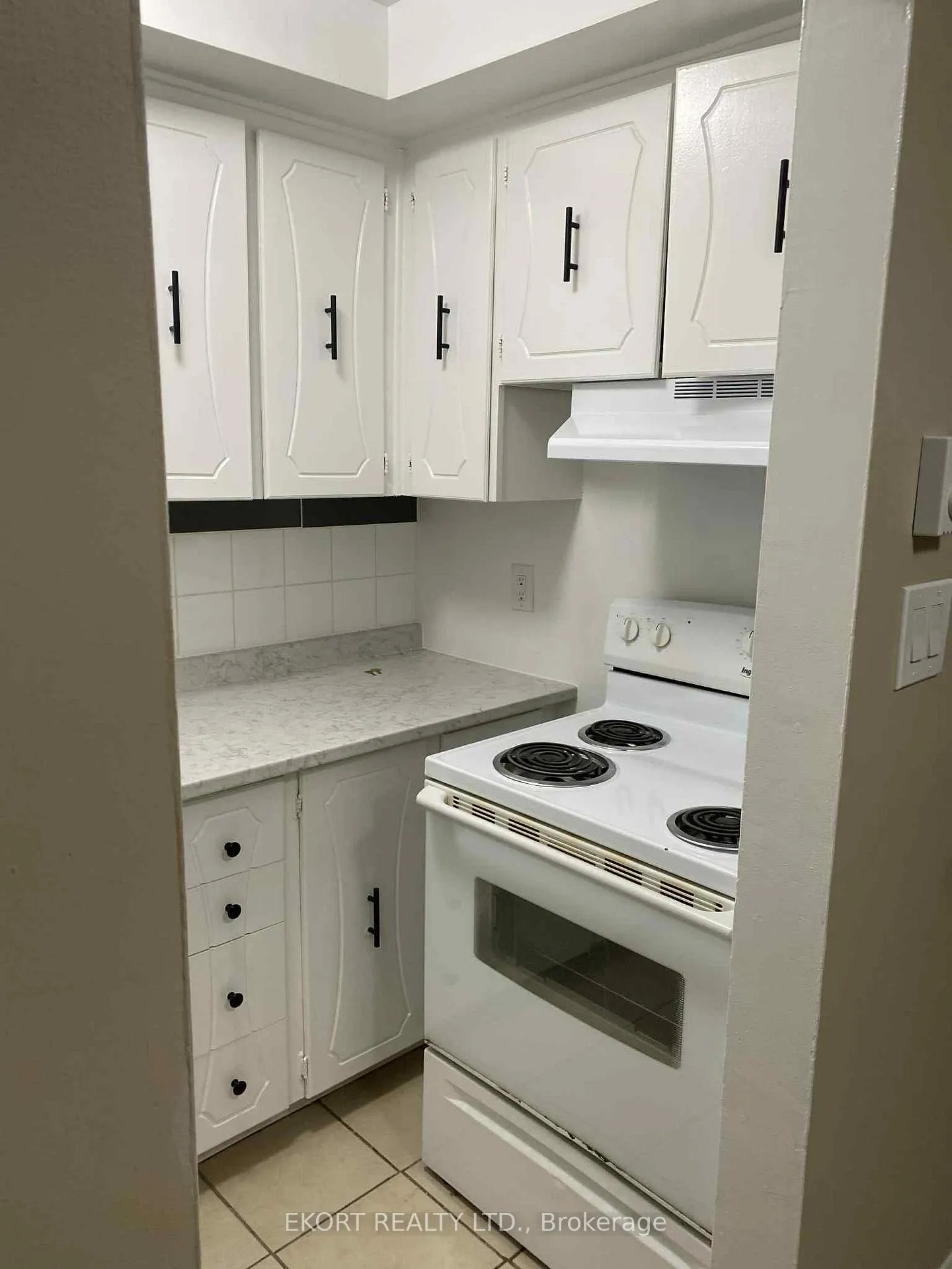 Photo 7 of Unit 103, 45 Cannifton Road, Belleville, Belleville Ward — HOMEH