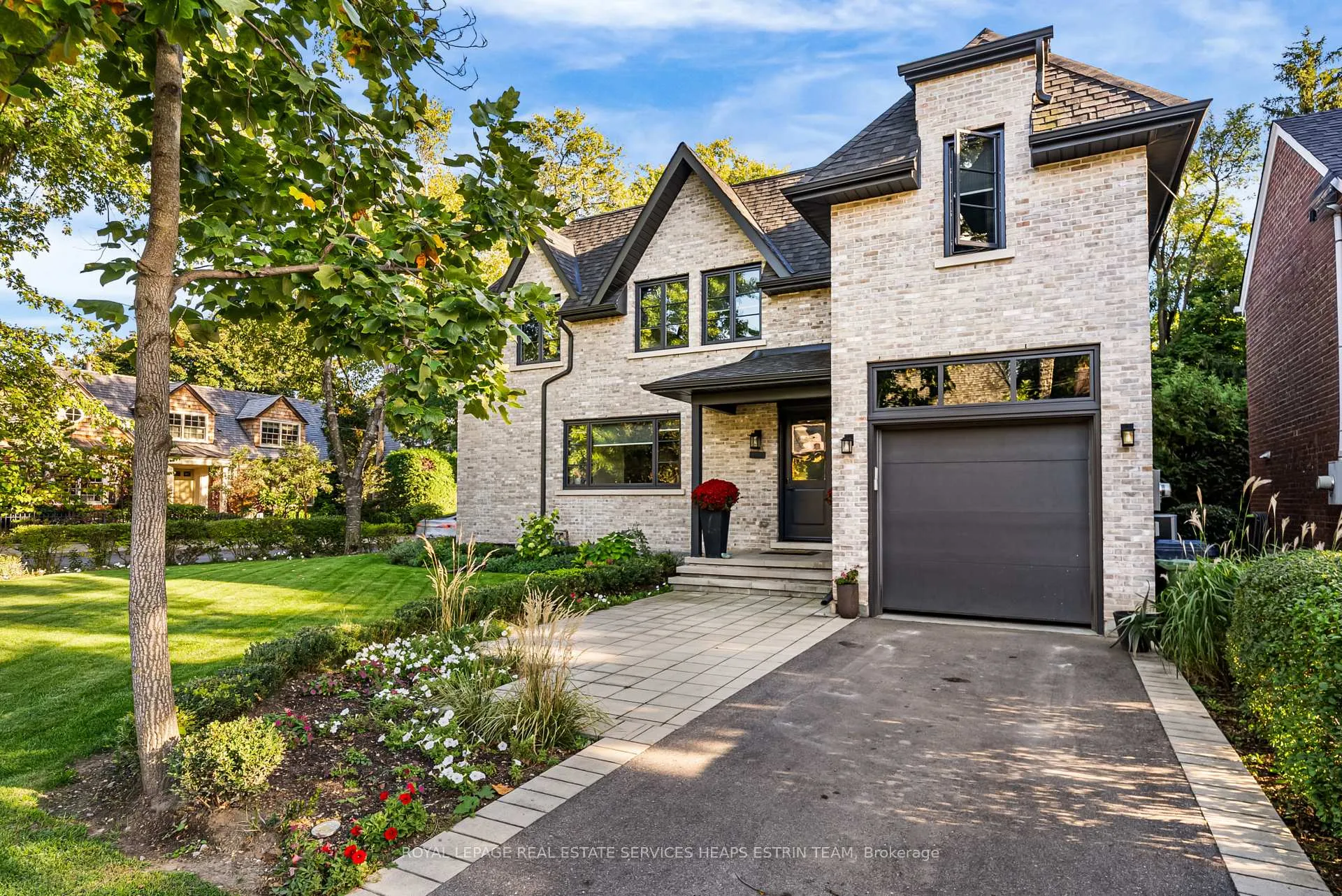 Photo 1 of 44 Bennington Heights Drive, Toronto, Leaside — HOMEH