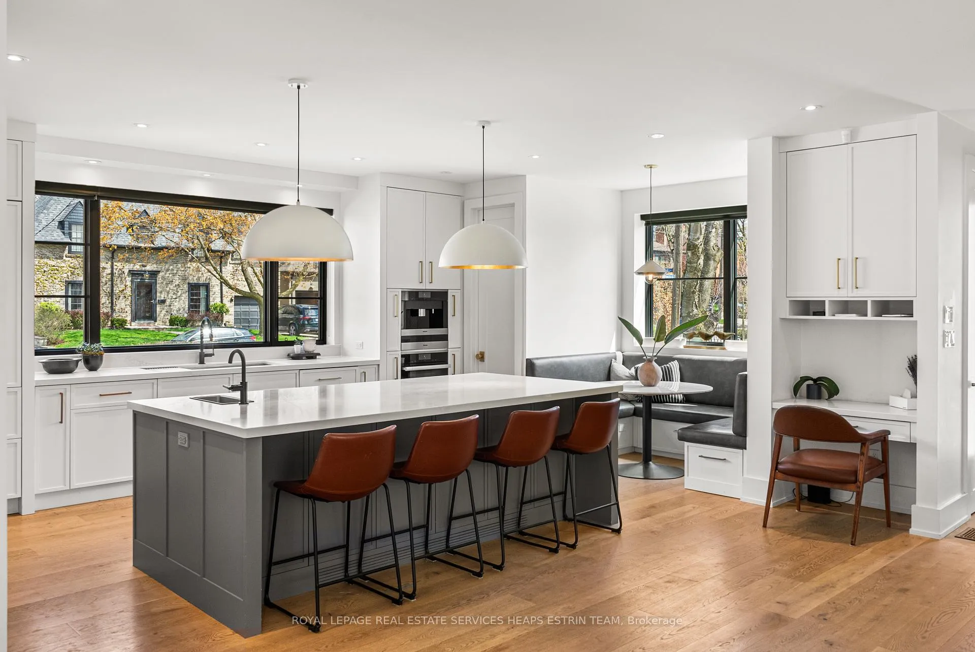 Photo 9 of 44 Bennington Heights Drive, Toronto, Leaside — HOMEH