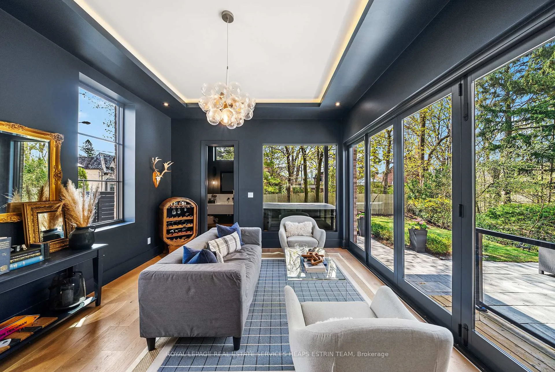 Photo 13 of 44 Bennington Heights Drive, Toronto, Leaside — HOMEH