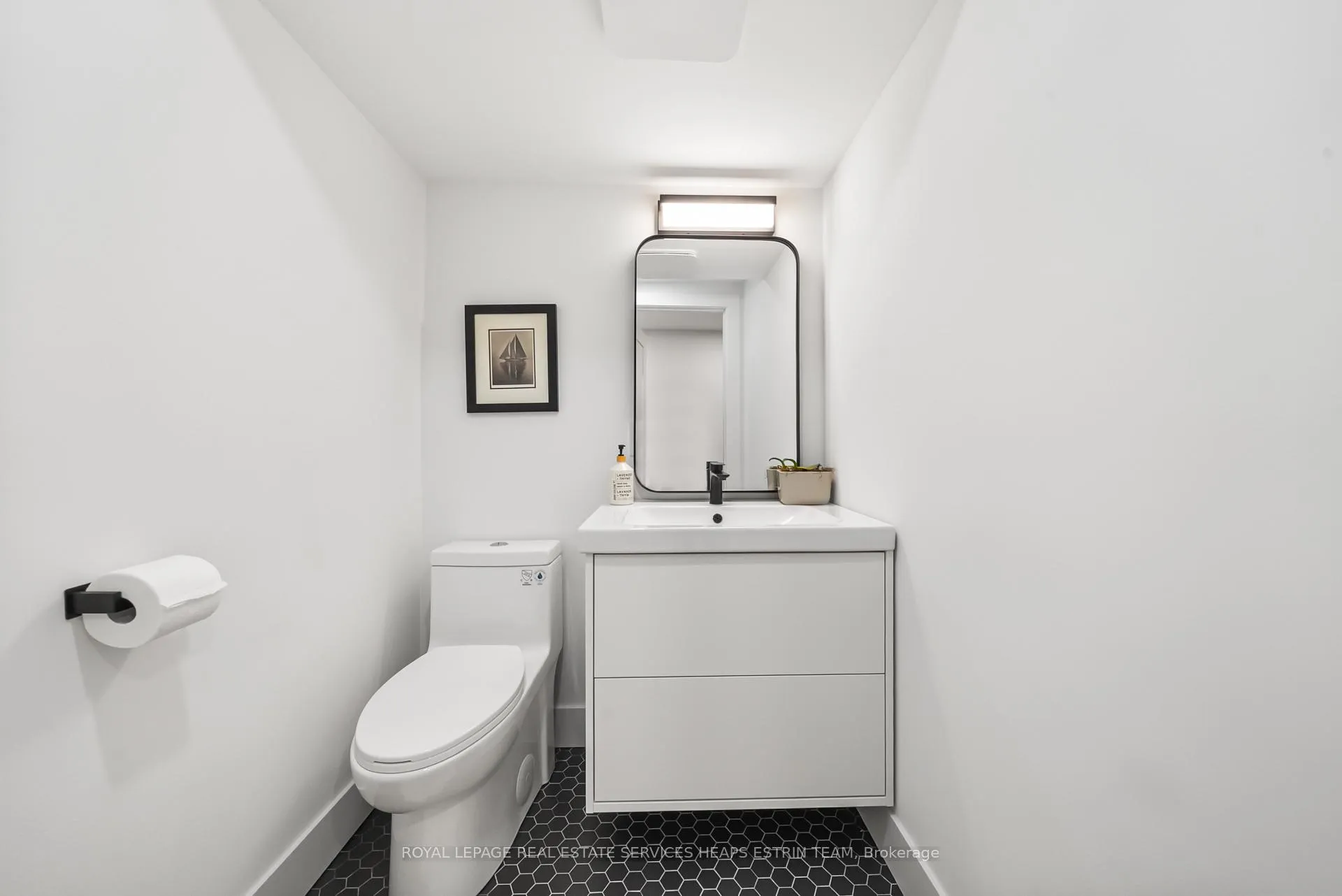 Photo 33 of 44 Bennington Heights Drive, Toronto, Leaside — HOMEH