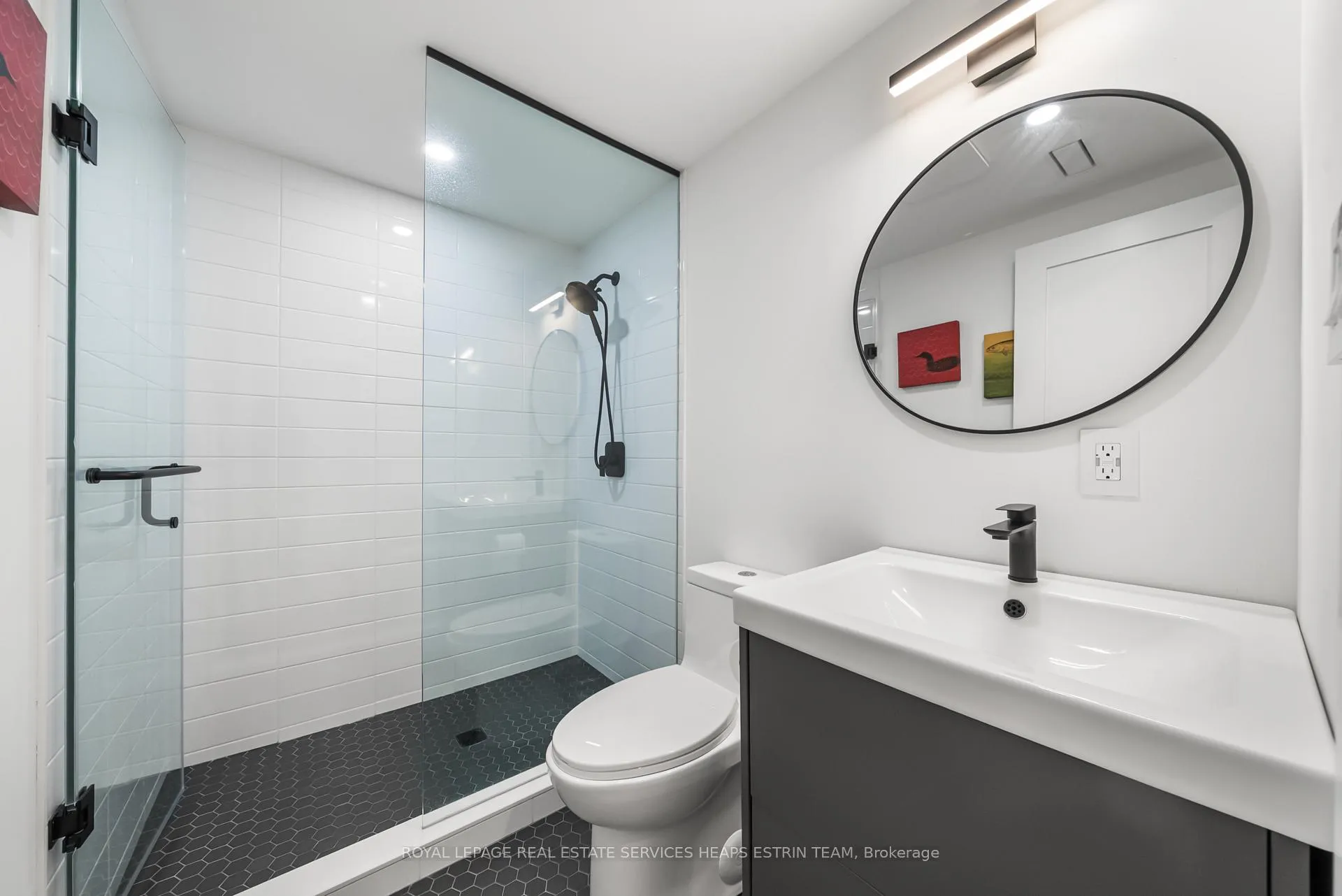 Photo 37 of 44 Bennington Heights Drive, Toronto, Leaside — HOMEH