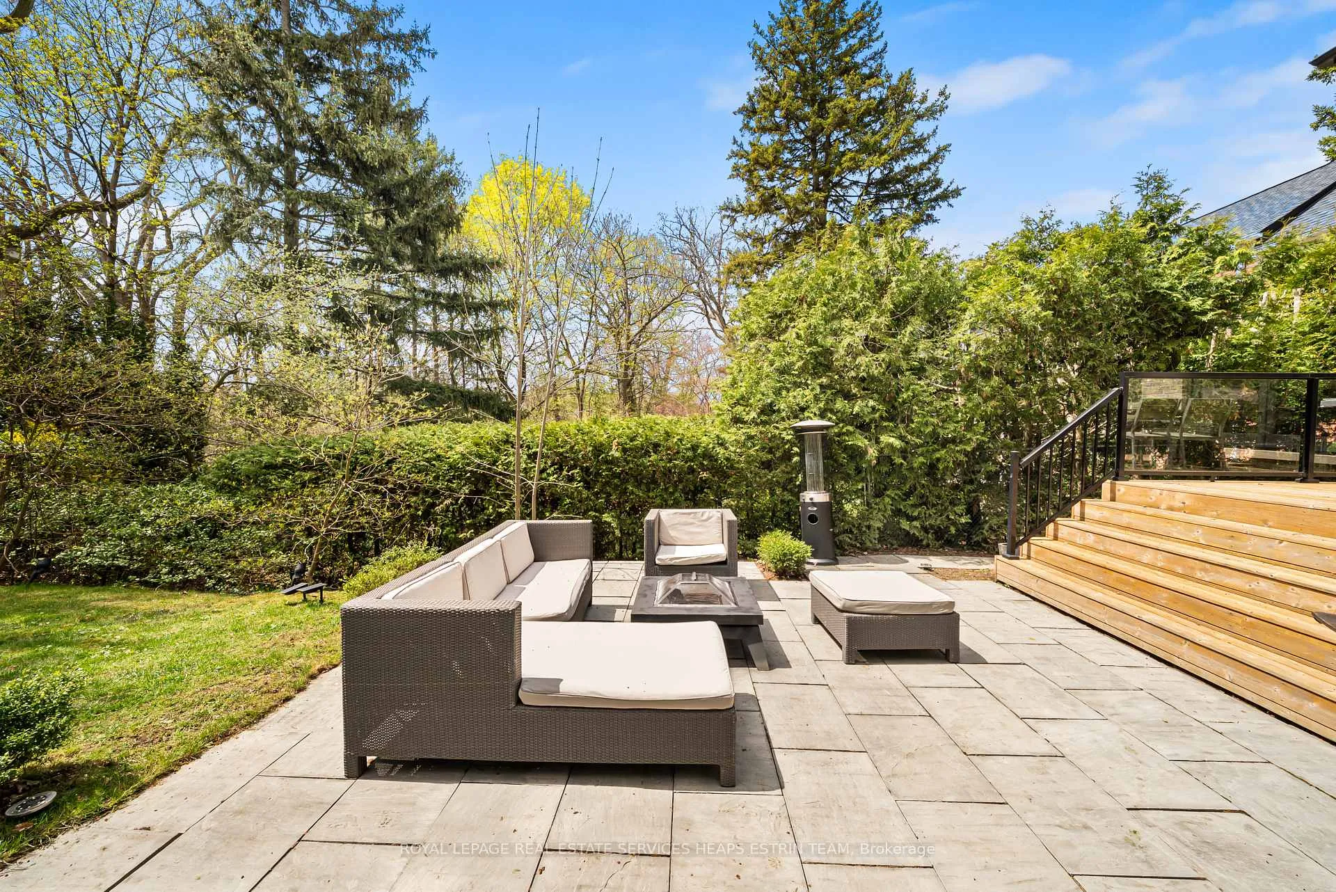 Photo 45 of 44 Bennington Heights Drive, Toronto, Leaside — HOMEH