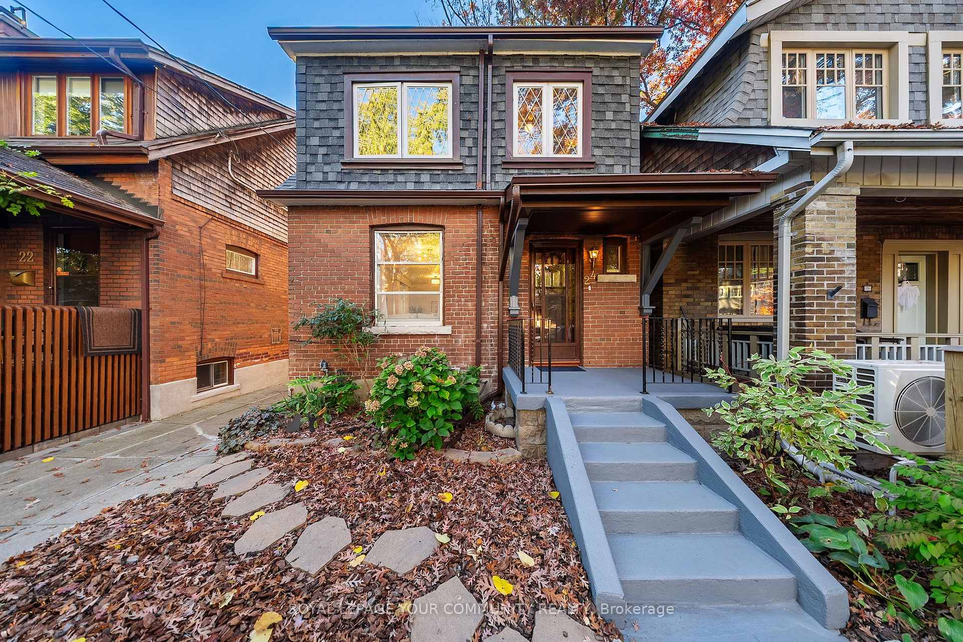 Photo 3 of 24 Patricia Drive, Toronto, East End-Danforth — HOMEH