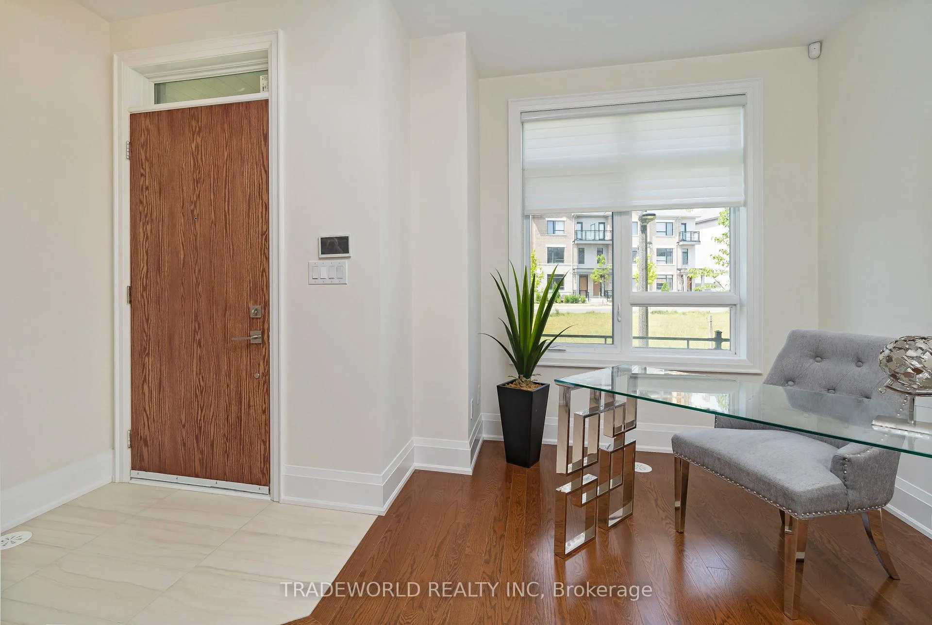 Photo 4 of 55 Feeney Lane, Markham, Commerce Valley — HOMEH
