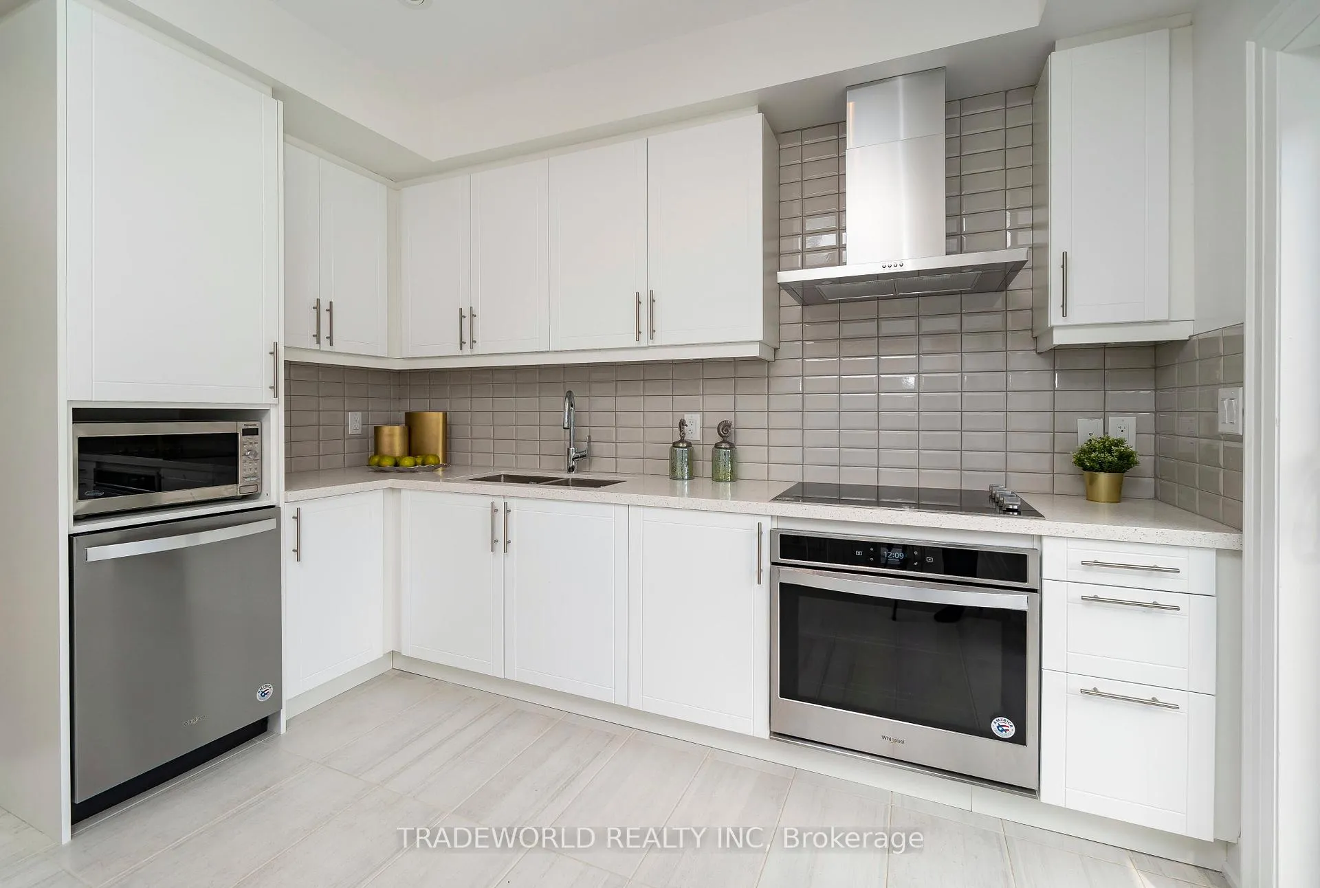 Photo 19 of 55 Feeney Lane, Markham, Commerce Valley — HOMEH