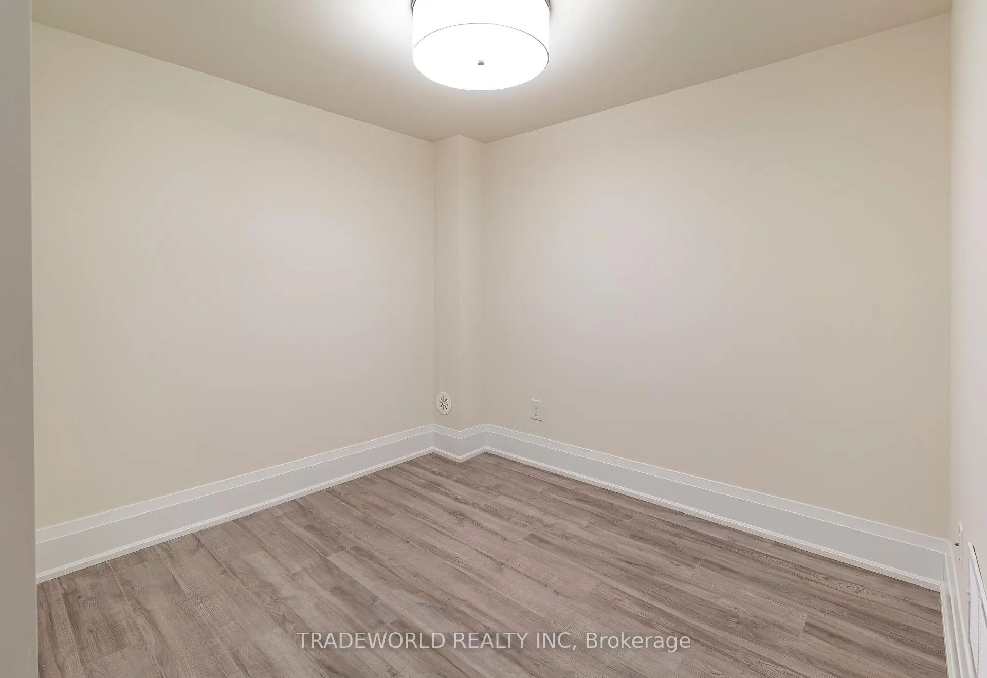 Photo 32 of 55 Feeney Lane, Markham, Commerce Valley — HOMEH