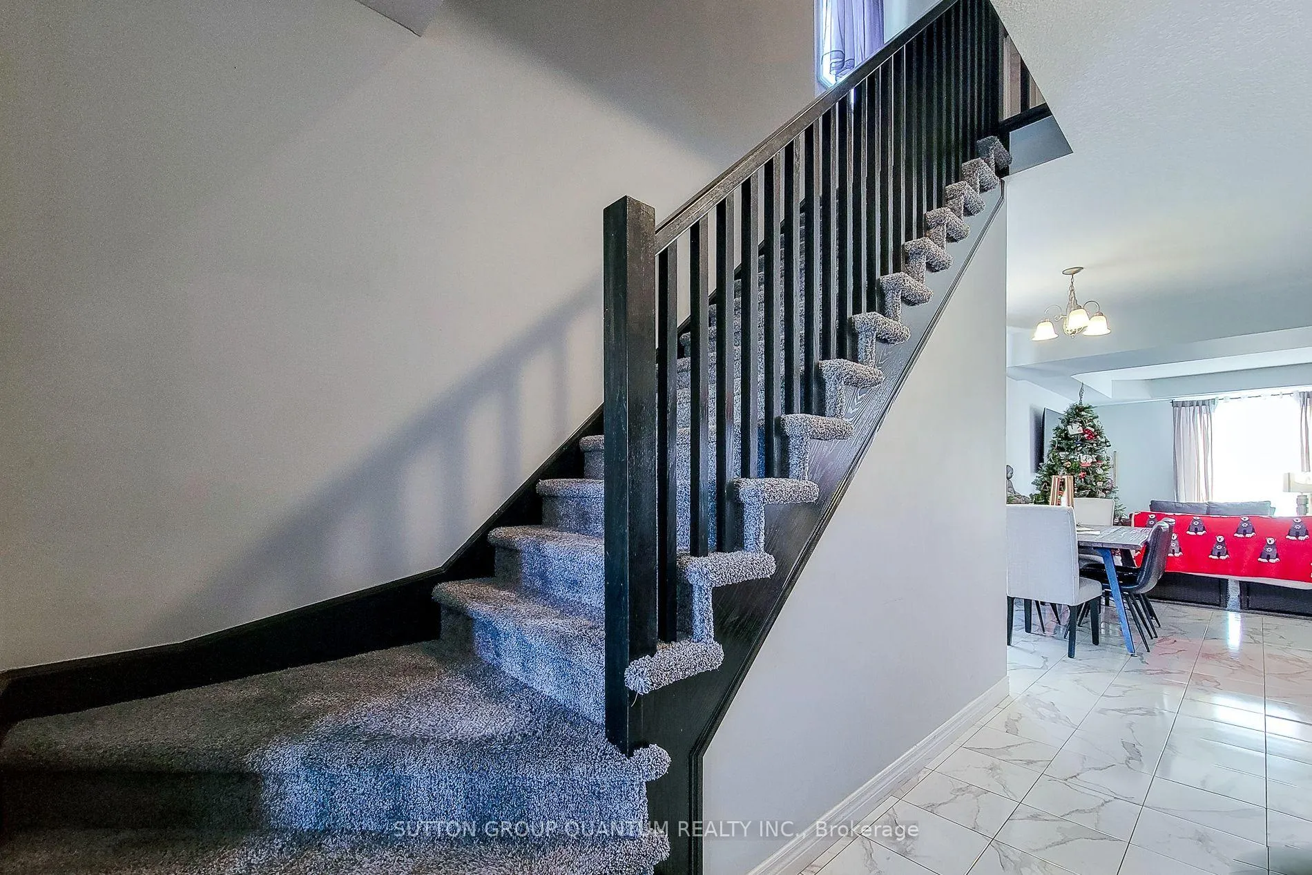 Photo 18 of 33 Fairgrounds Drive, Hamilton, Binbrook — HOMEH