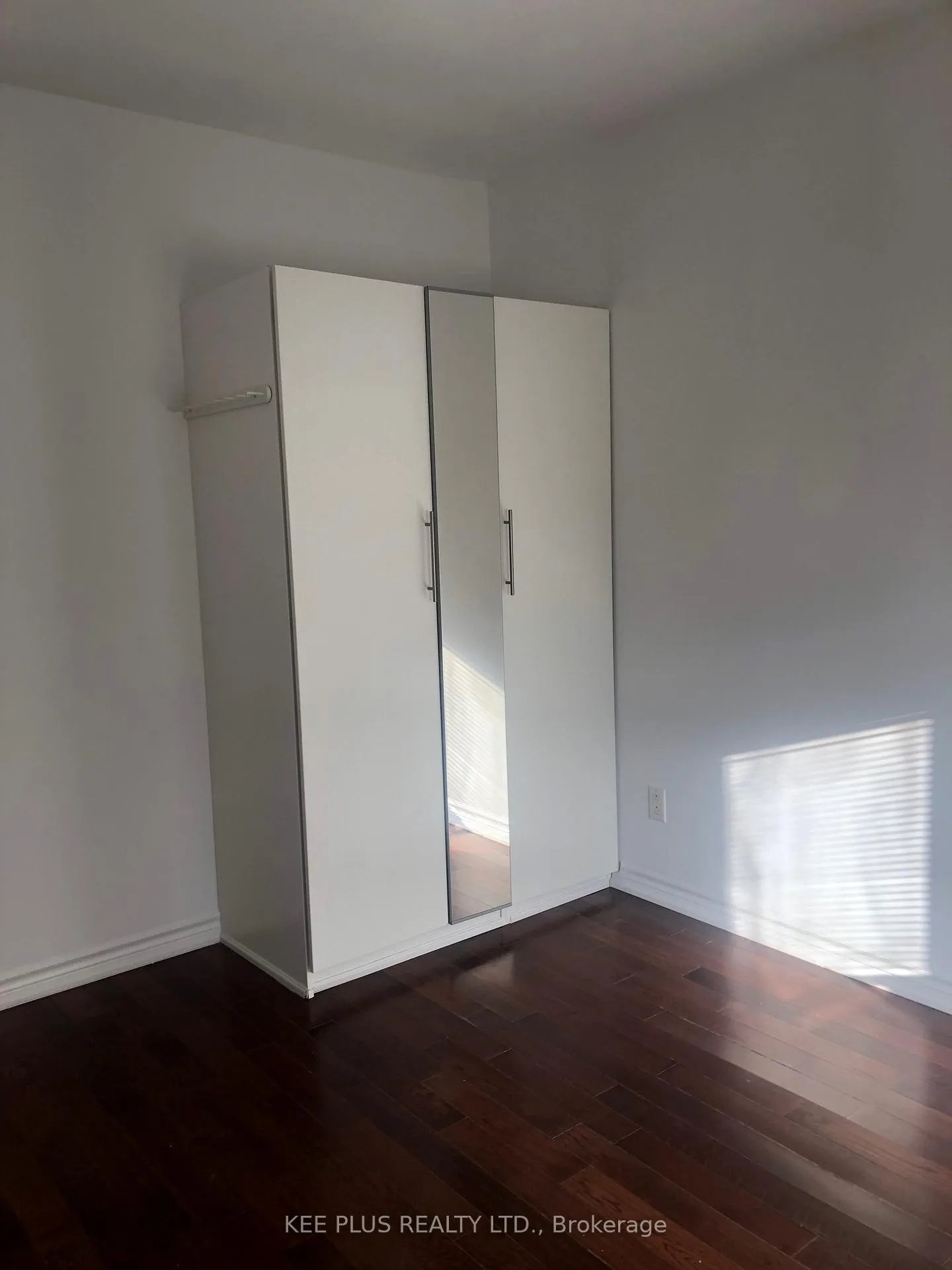Photo 2 of 86 Pape Avenue, Toronto, South Riverdale — HOMEH
