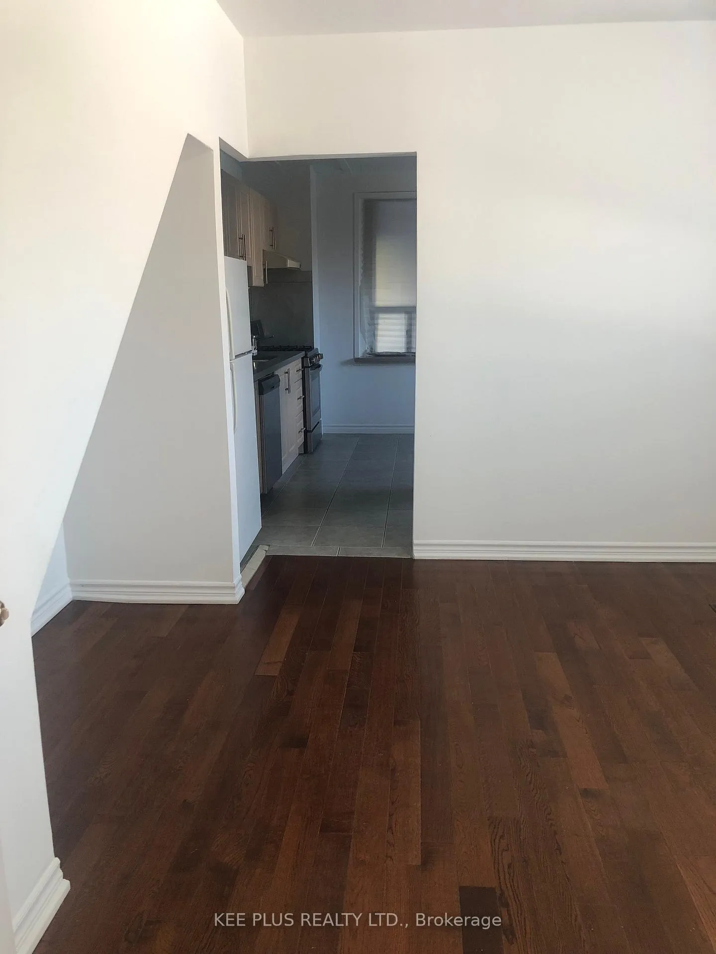 Photo 4 of 86 Pape Avenue, Toronto, South Riverdale — HOMEH