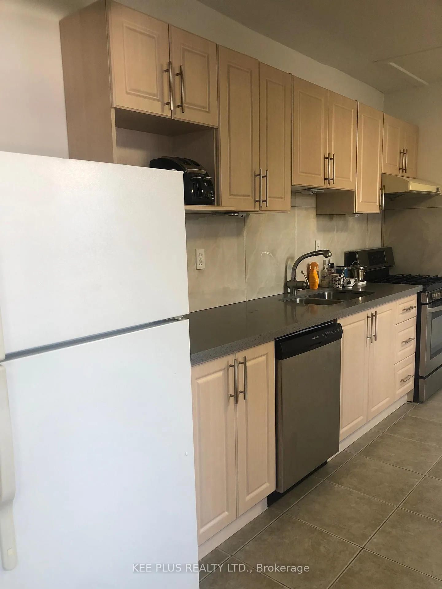 Photo 7 of 86 Pape Avenue, Toronto, South Riverdale — HOMEH