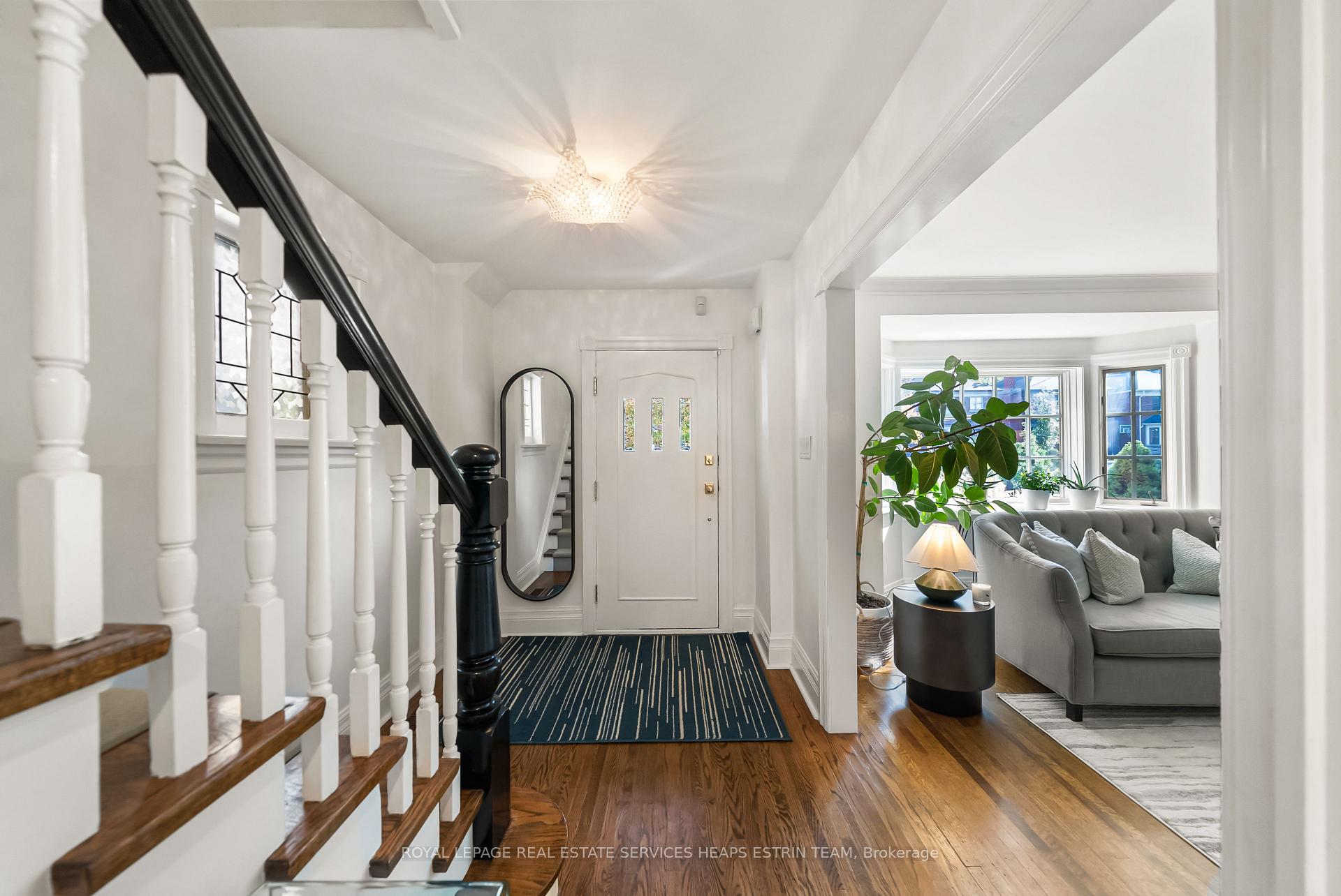 Photo 3 of 30 Bessborough Drive, Toronto, Leaside — HOMEH