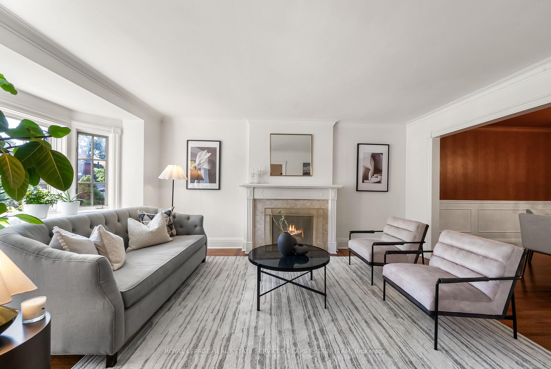Photo 5 of 30 Bessborough Drive, Toronto, Leaside — HOMEH
