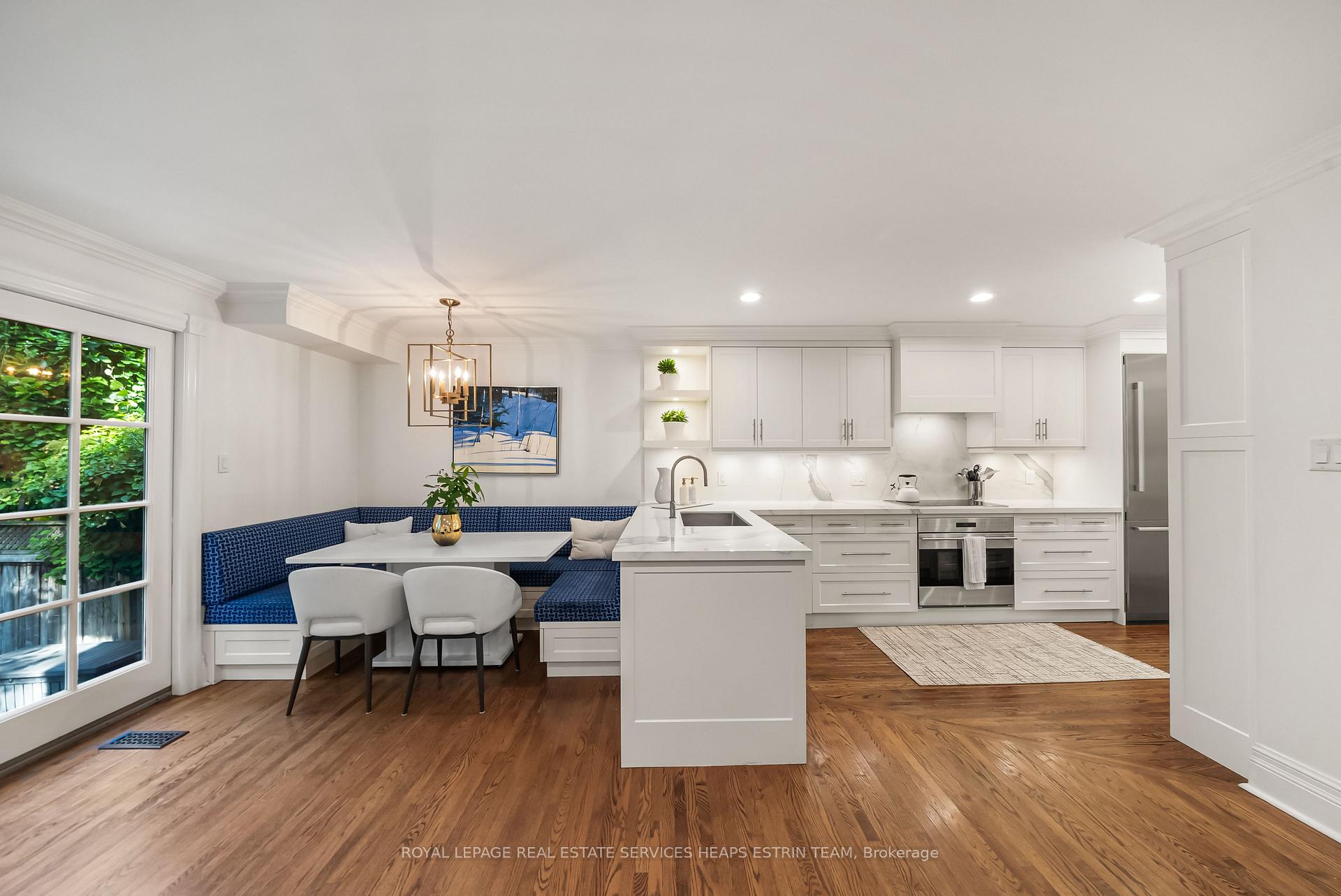 Photo 11 of 30 Bessborough Drive, Toronto, Leaside — HOMEH