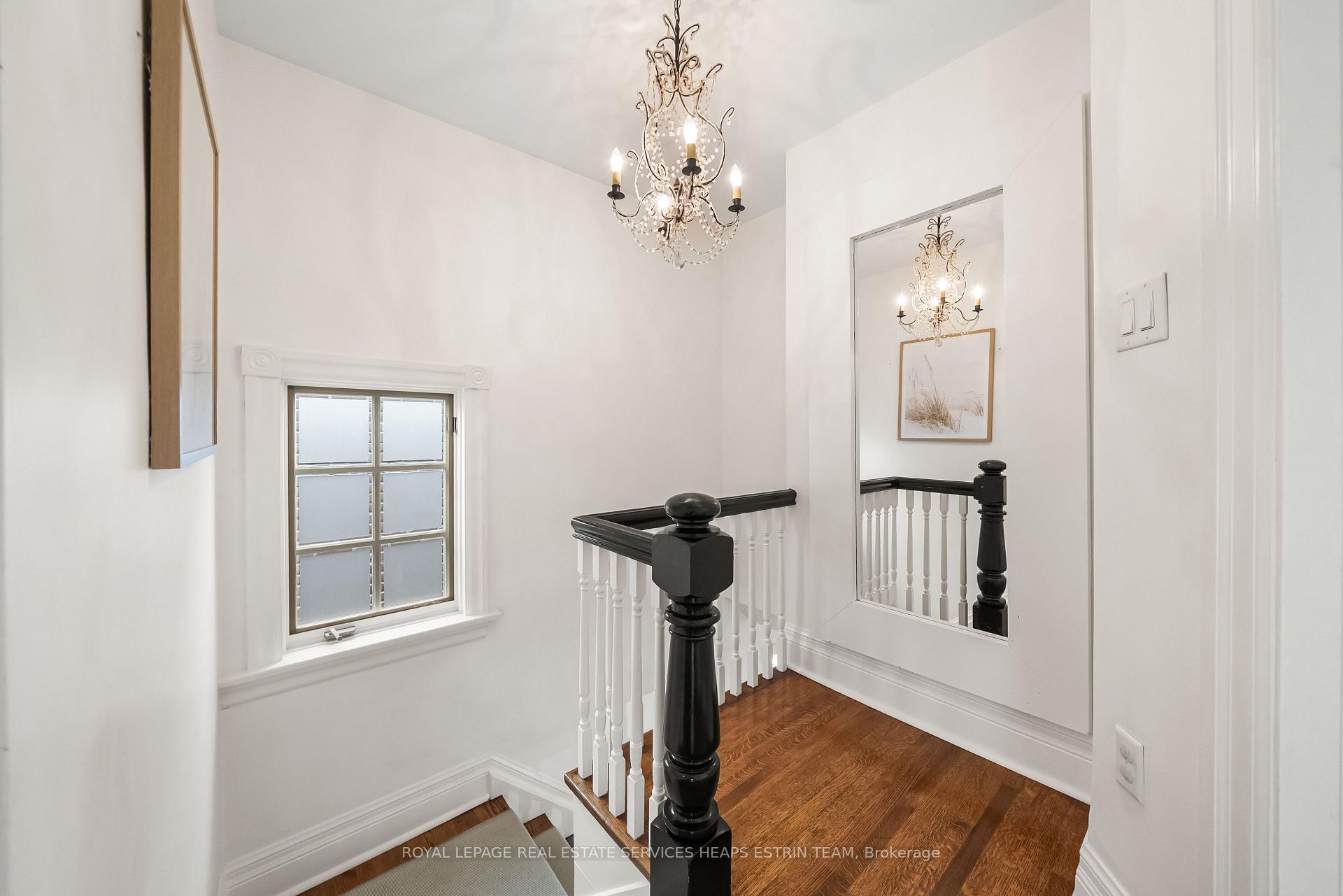 Photo 19 of 30 Bessborough Drive, Toronto, Leaside — HOMEH