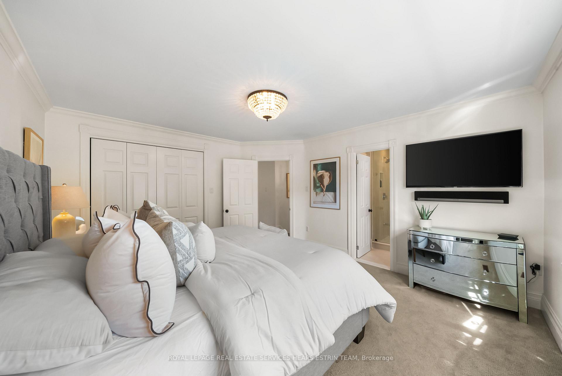 Photo 21 of 30 Bessborough Drive, Toronto, Leaside — HOMEH