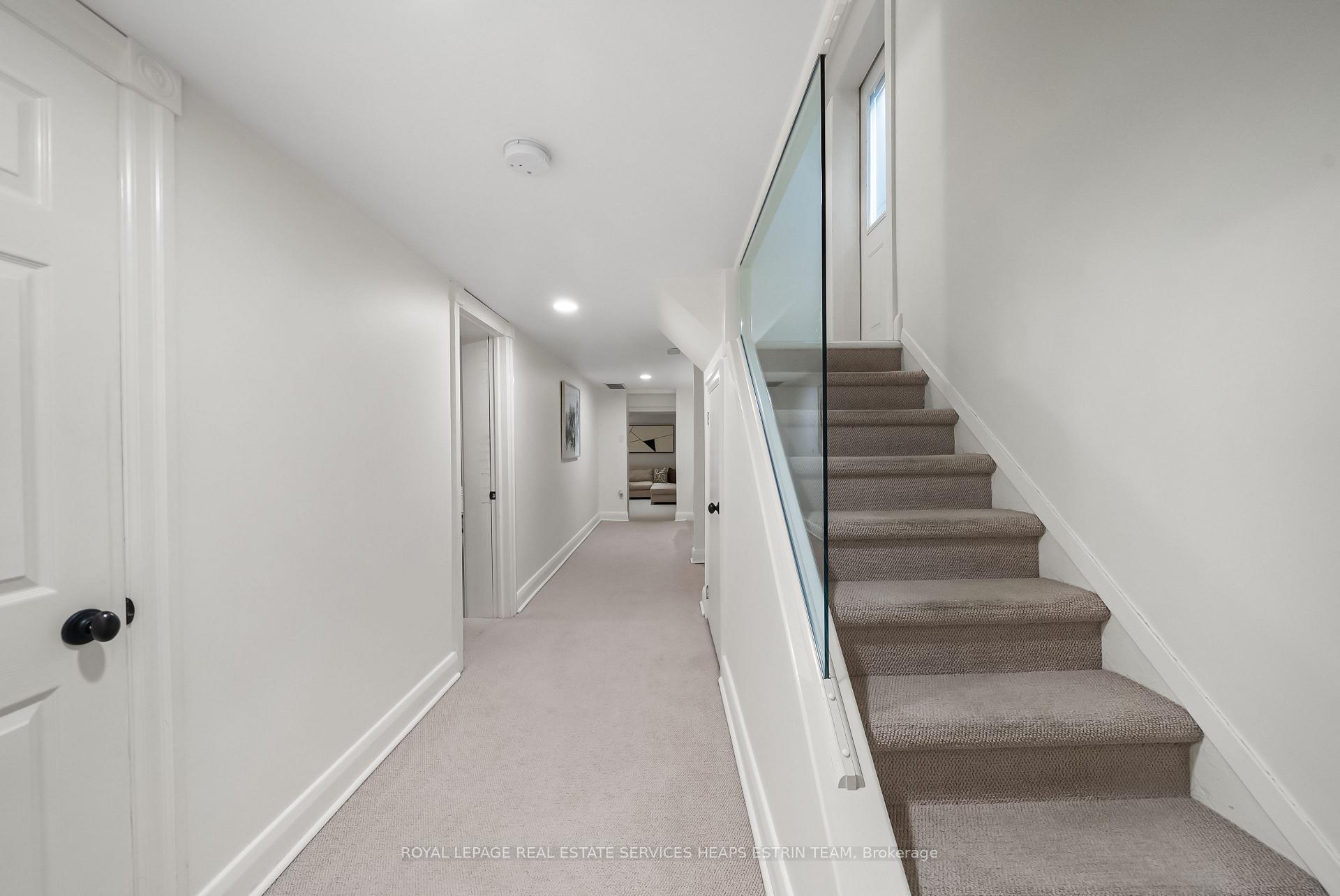 Photo 31 of 30 Bessborough Drive, Toronto, Leaside — HOMEH