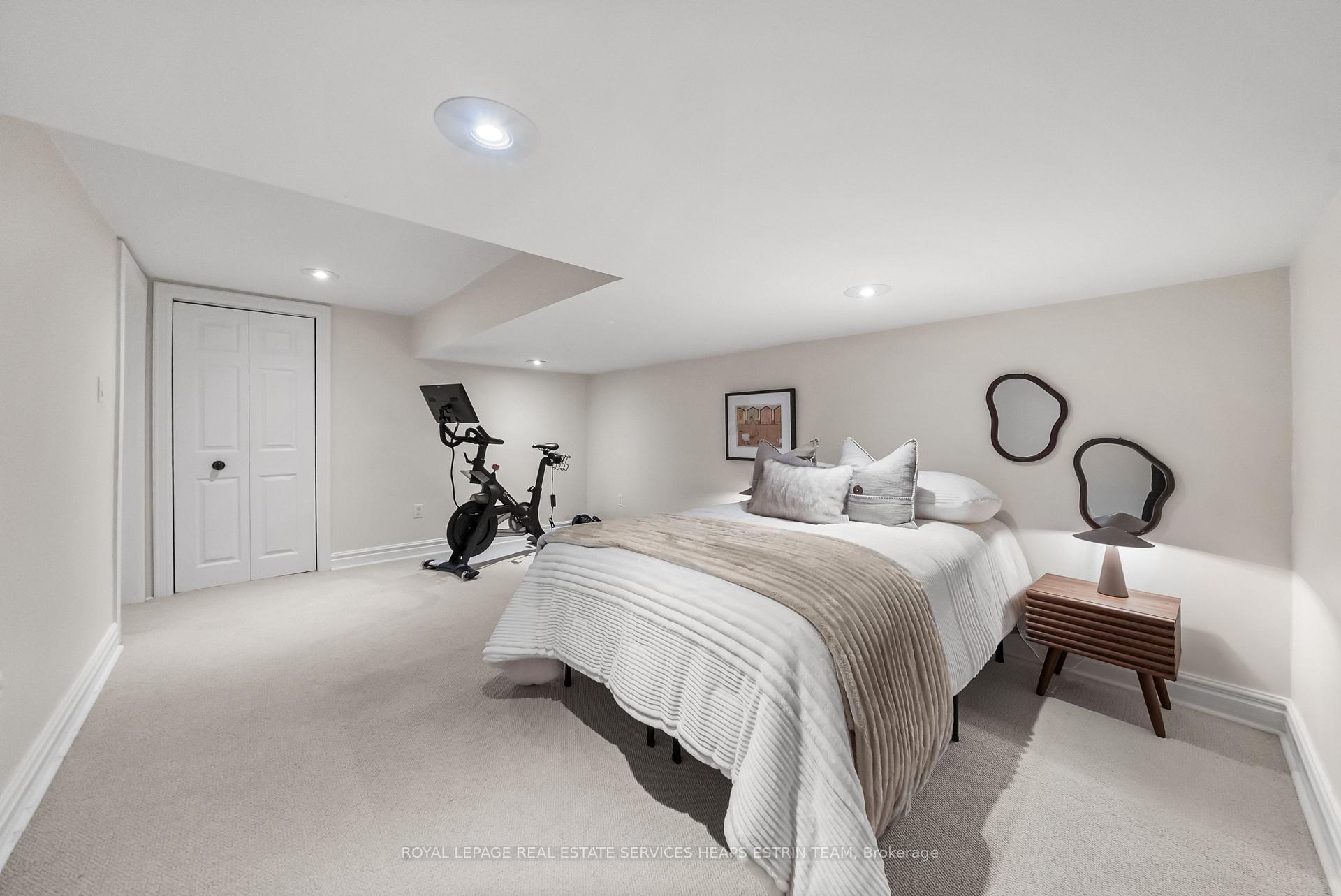 Photo 32 of 30 Bessborough Drive, Toronto, Leaside — HOMEH