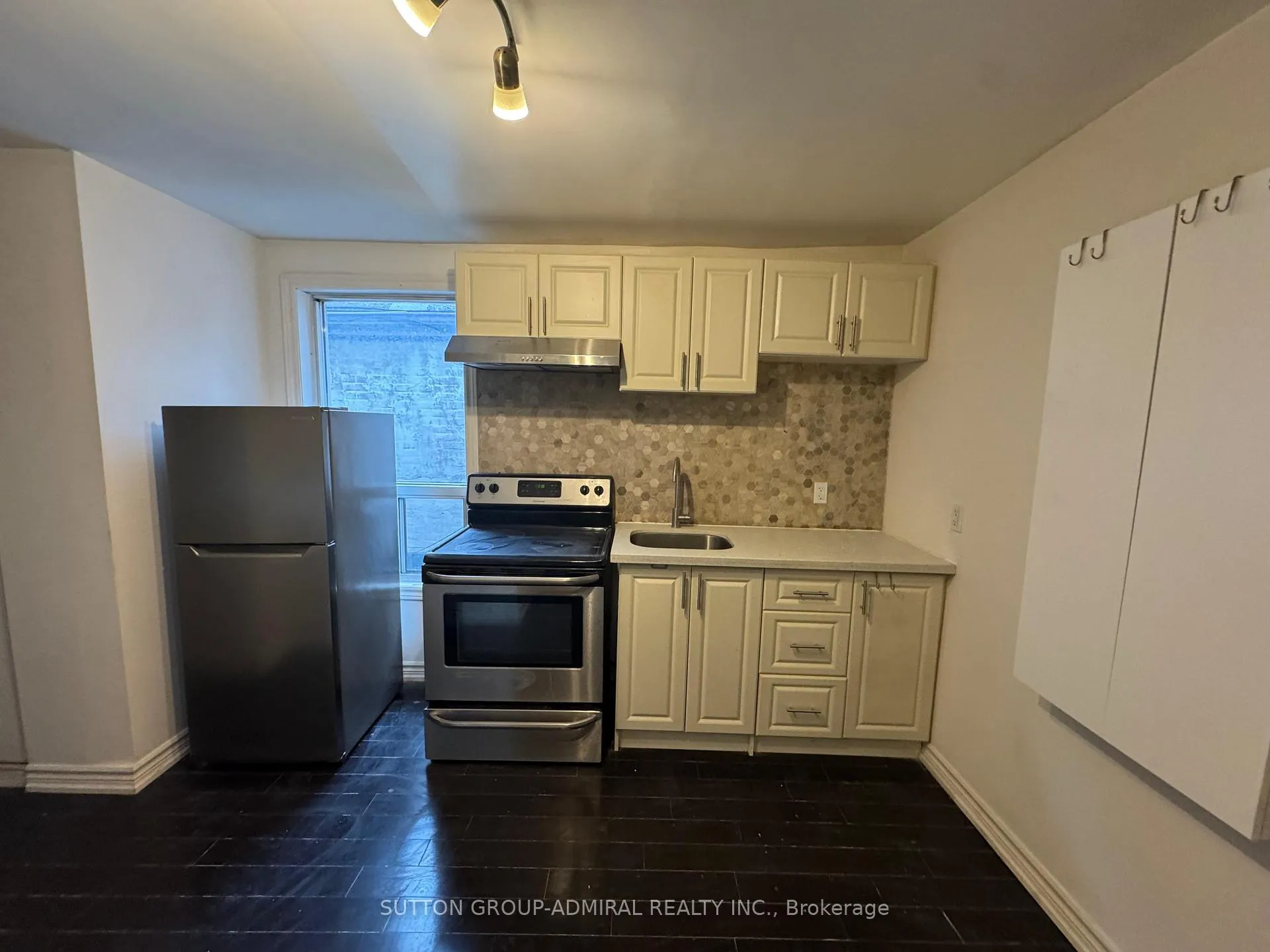 Photo 3 of Unit 1, 180 Carlton Street, Toronto, Cabbagetown-South St. James Town — HOMEH