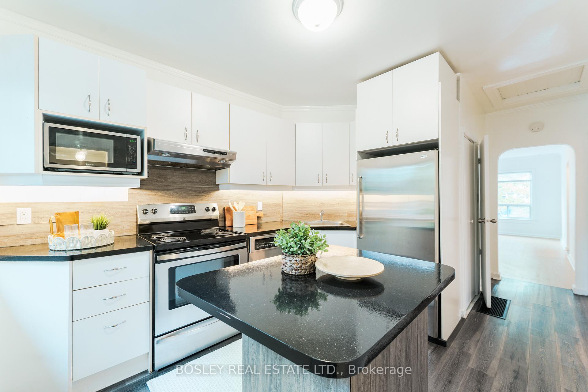 Photo 9 of 203 Virginia Avenue, Toronto, Woodbine-Lumsden — HOMEH