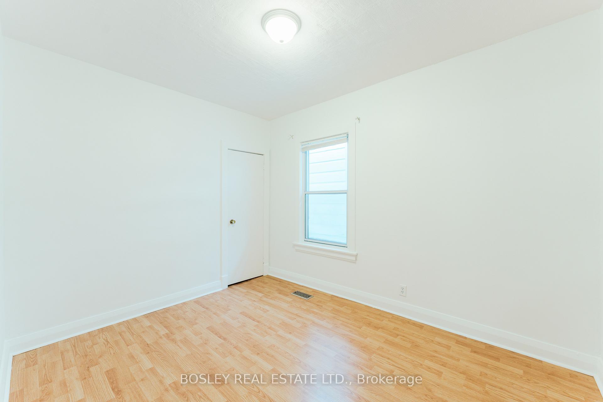 Photo 10 of 203 Virginia Avenue, Toronto, Woodbine-Lumsden — HOMEH