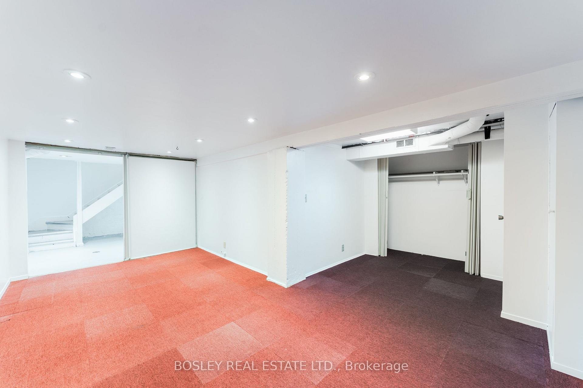 Photo 18 of 203 Virginia Avenue, Toronto, Woodbine-Lumsden — HOMEH