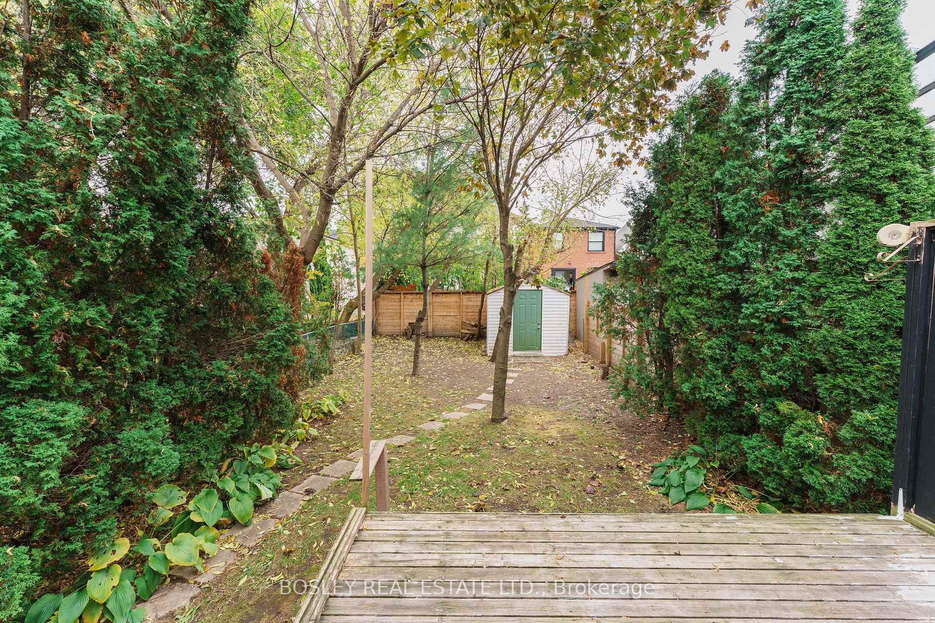Photo 21 of 203 Virginia Avenue, Toronto, Woodbine-Lumsden — HOMEH