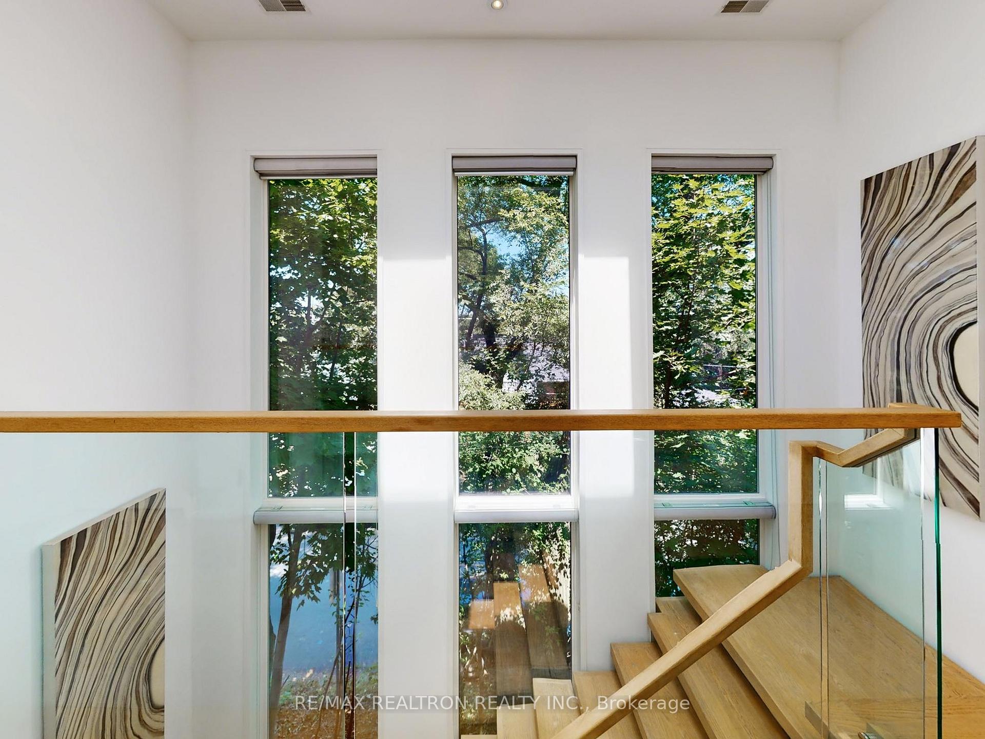 Photo 25 of 23 Cardiff Road, Toronto, Mount Pleasant East — HOMEH