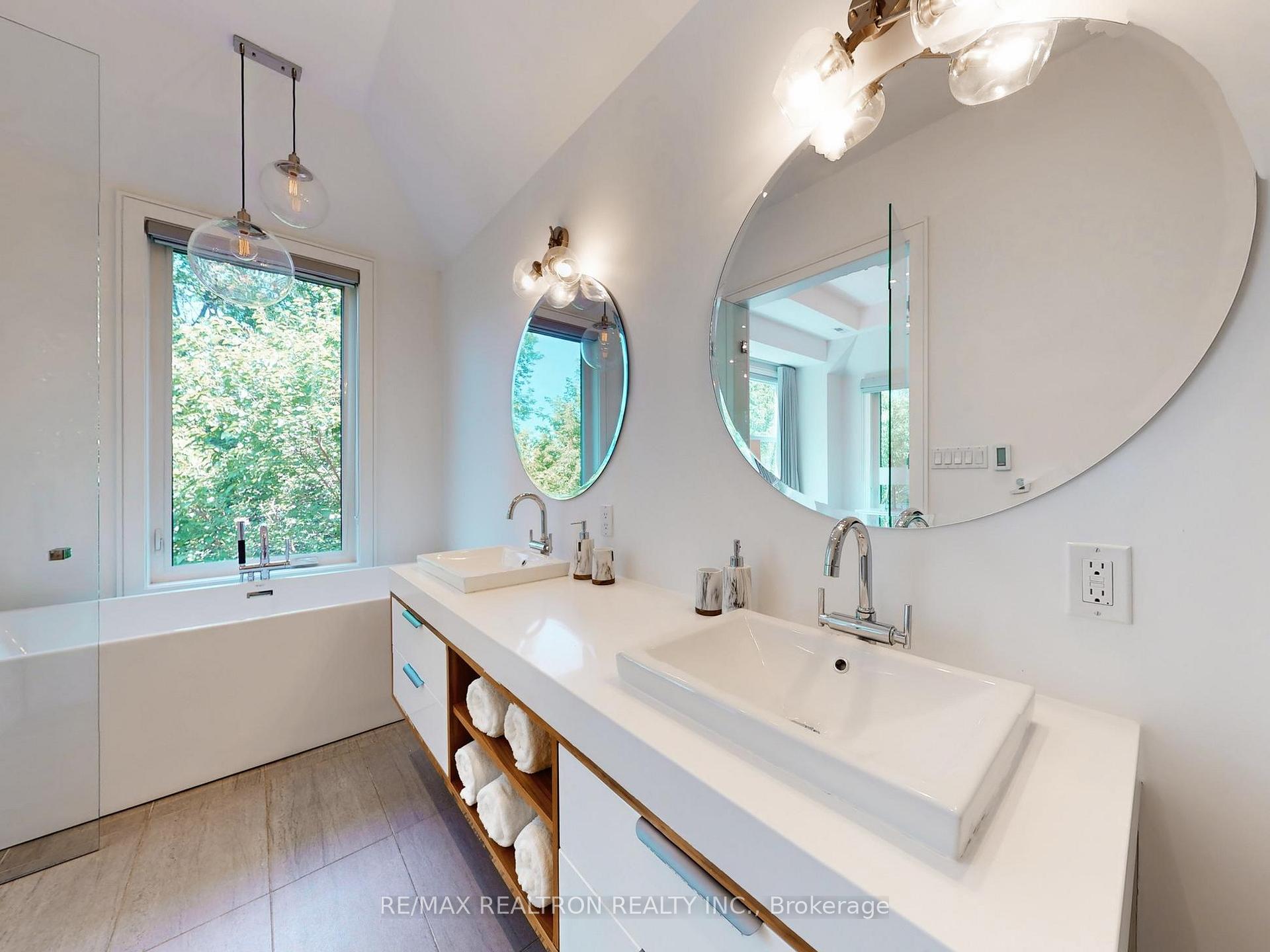 Photo 30 of 23 Cardiff Road, Toronto, Mount Pleasant East — HOMEH