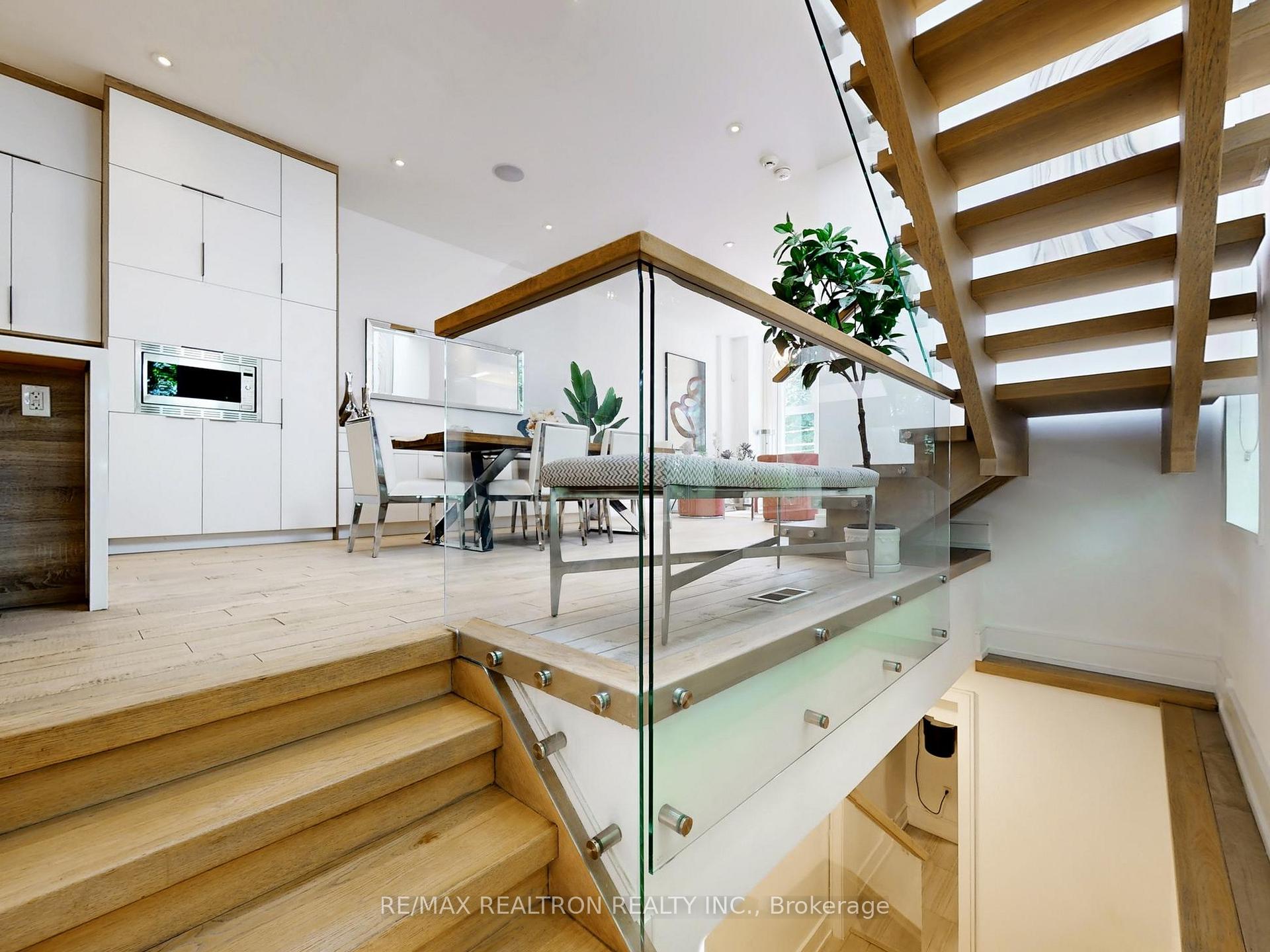 Photo 39 of 23 Cardiff Road, Toronto, Mount Pleasant East — HOMEH