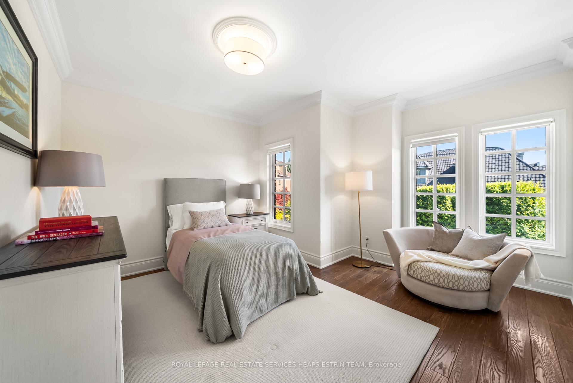 Photo 21 of 44 True Davidson Drive, Toronto, Leaside — HOMEH
