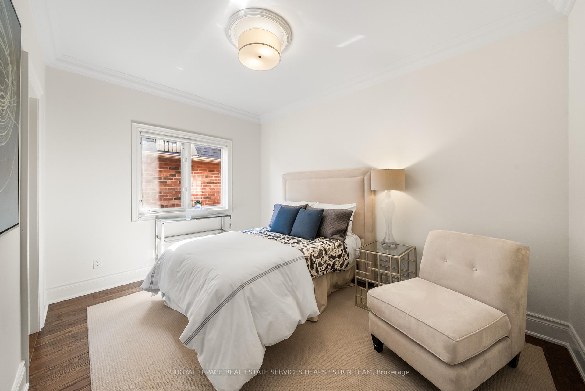 Photo 25 of 44 True Davidson Drive, Toronto, Leaside — HOMEH