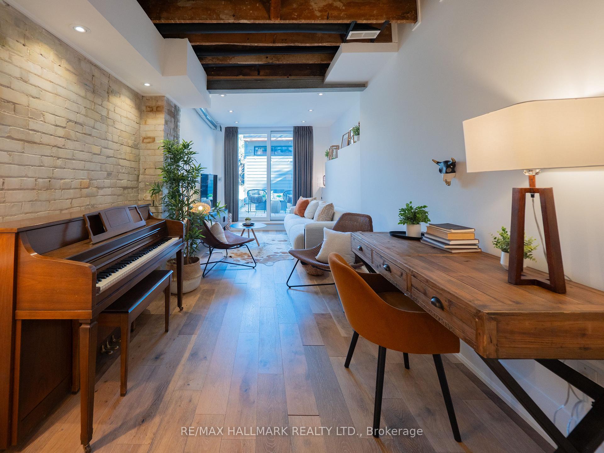 Photo 8 of 559 Logan Avenue, Toronto, North Riverdale — HOMEH