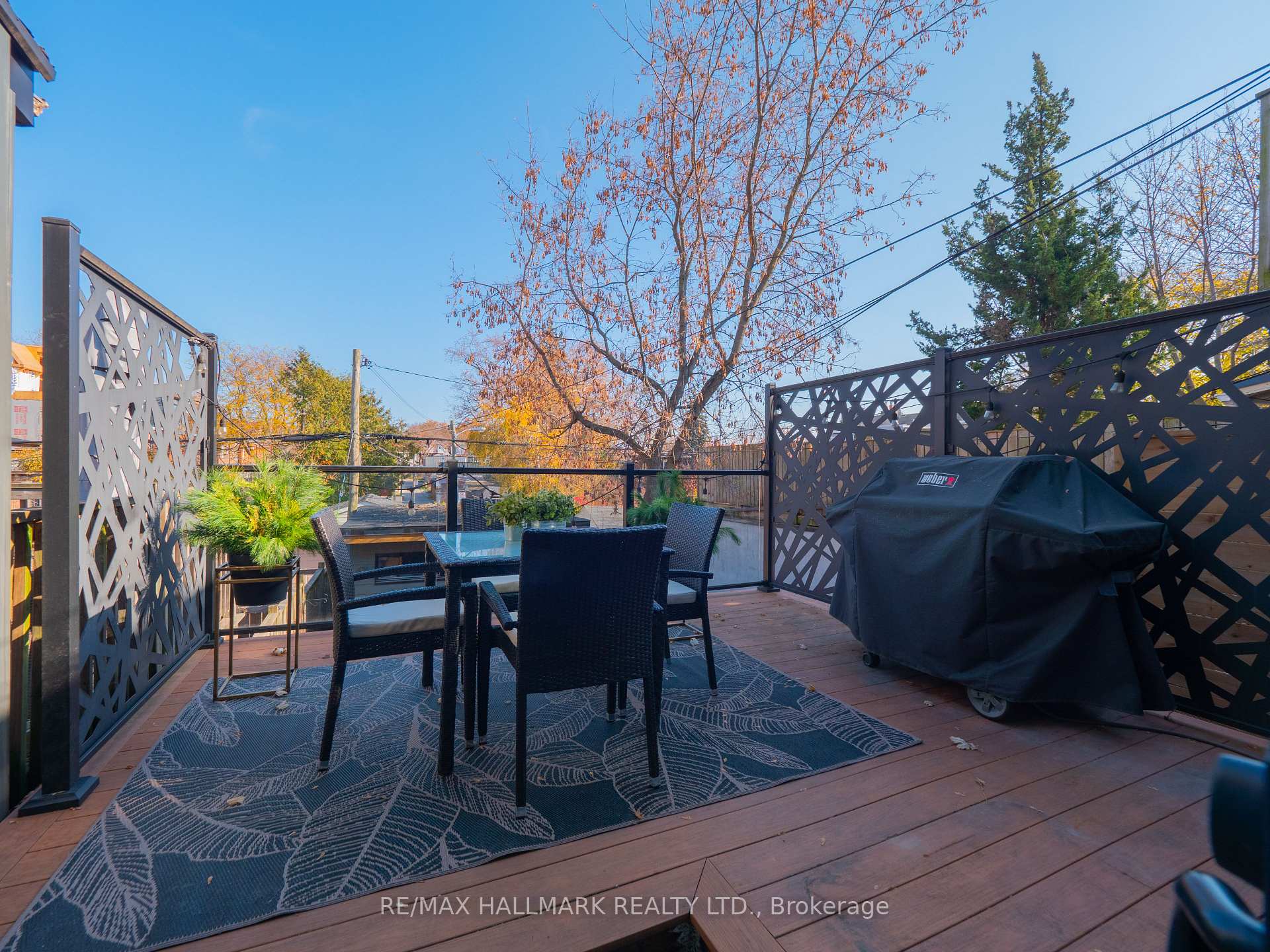 Photo 19 of 559 Logan Avenue, Toronto, North Riverdale — HOMEH