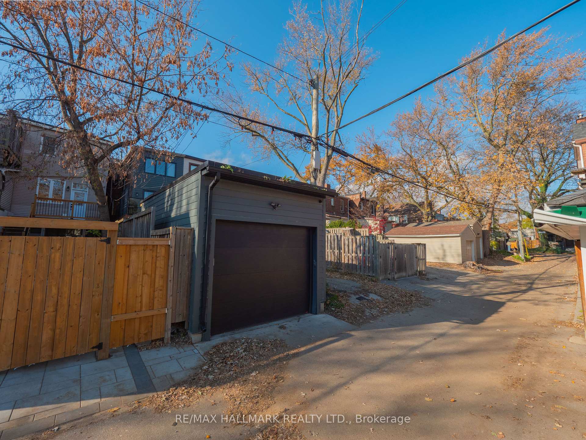 Photo 28 of 559 Logan Avenue, Toronto, North Riverdale — HOMEH