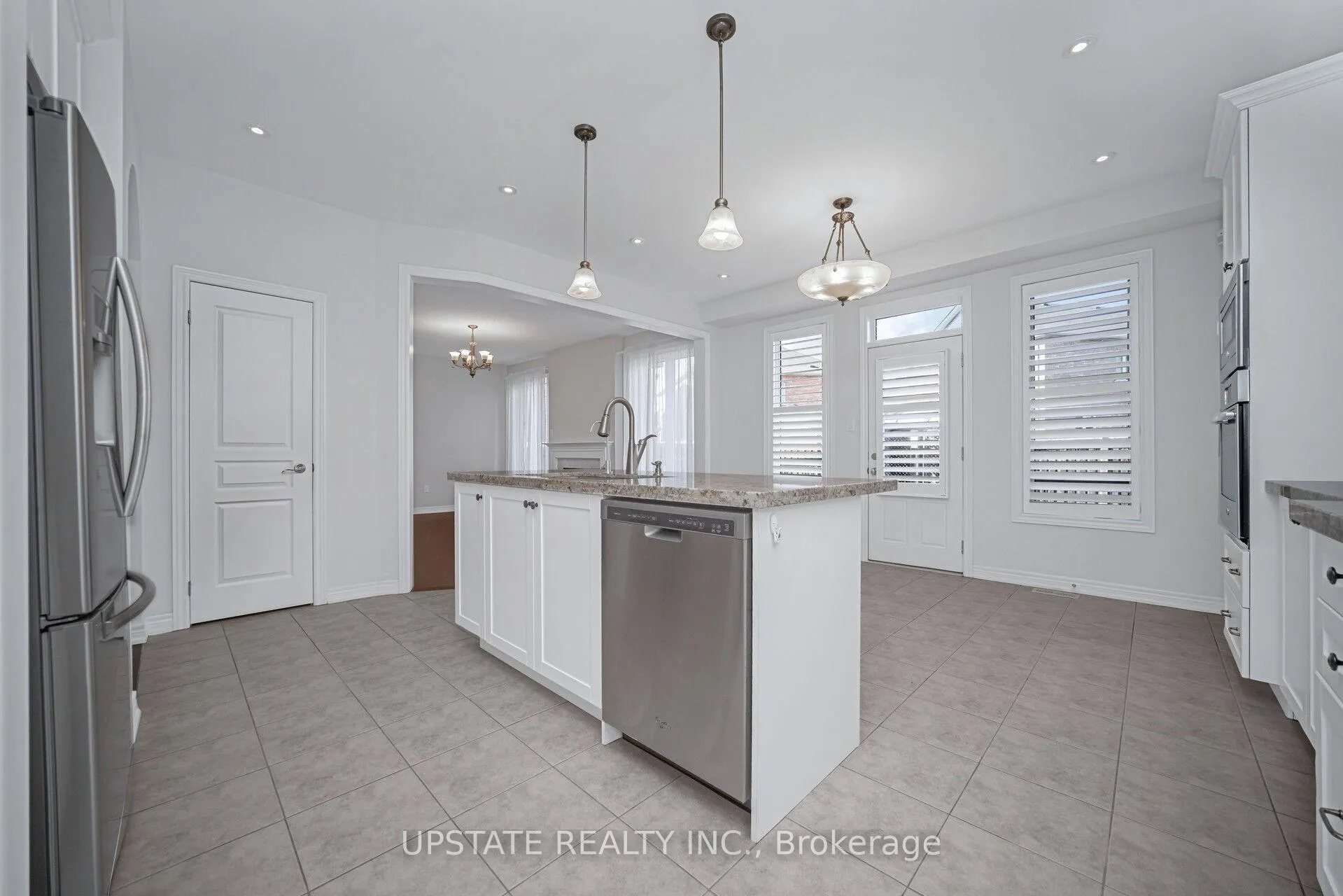 Photo 12 of 66 George Robinson Drive, Brampton, Credit Valley — HOMEH