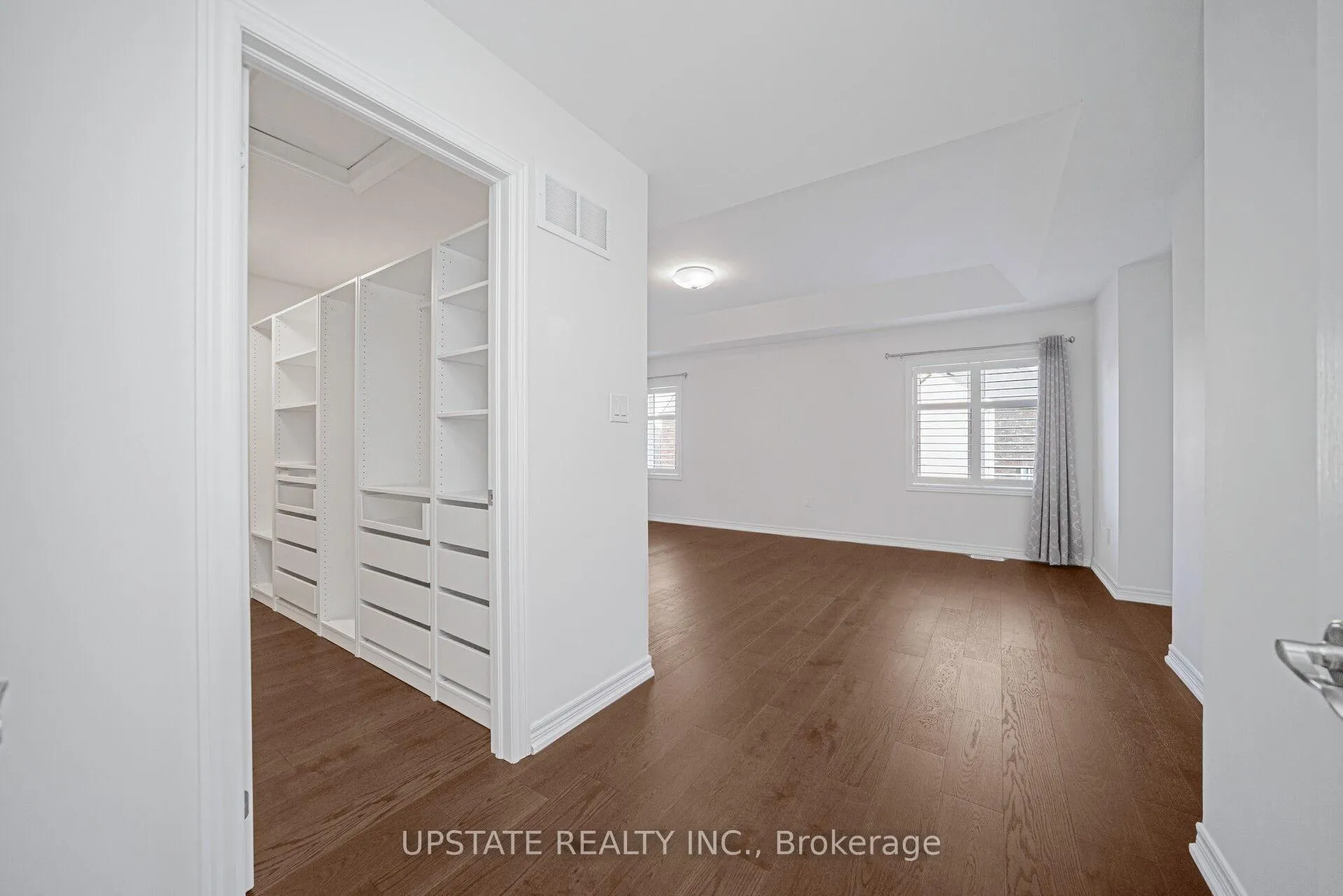 Photo 16 of 66 George Robinson Drive, Brampton, Credit Valley — HOMEH