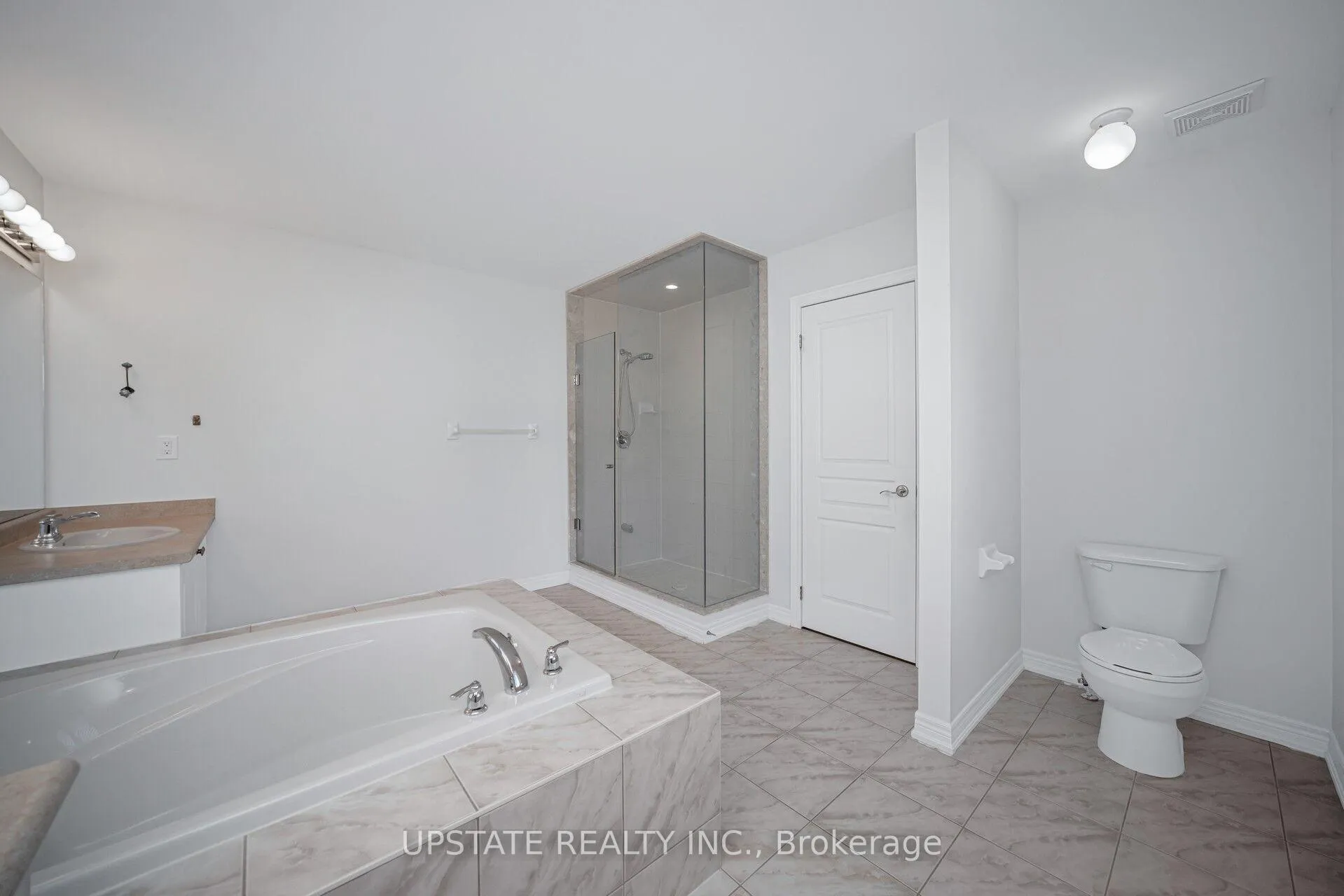 Photo 19 of 66 George Robinson Drive, Brampton, Credit Valley — HOMEH